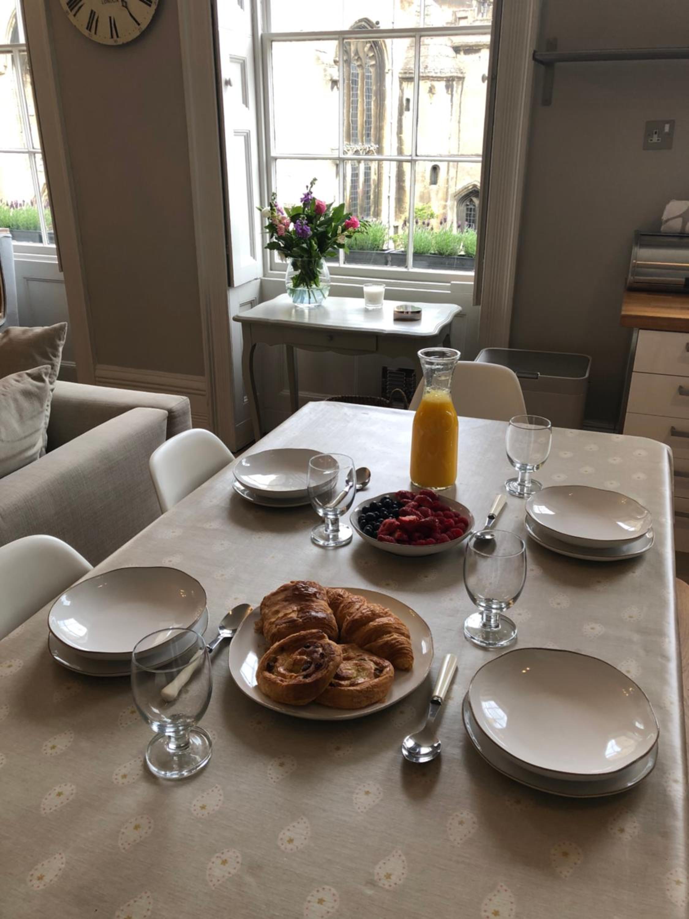 St Martins Apartment Stamford view 5