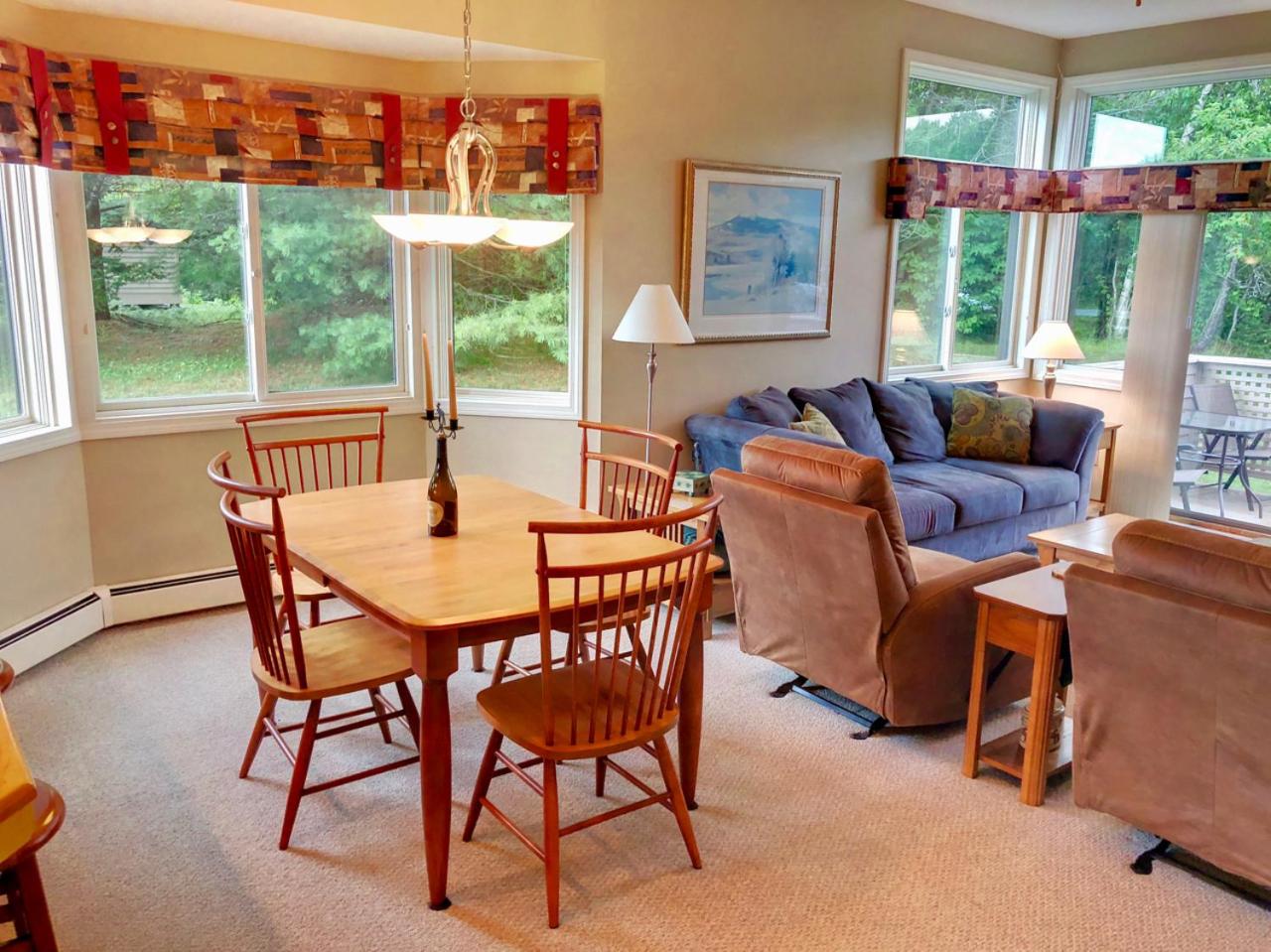 G4 Modern home with AC within walking distance of golf course and Mt Washington Hotel