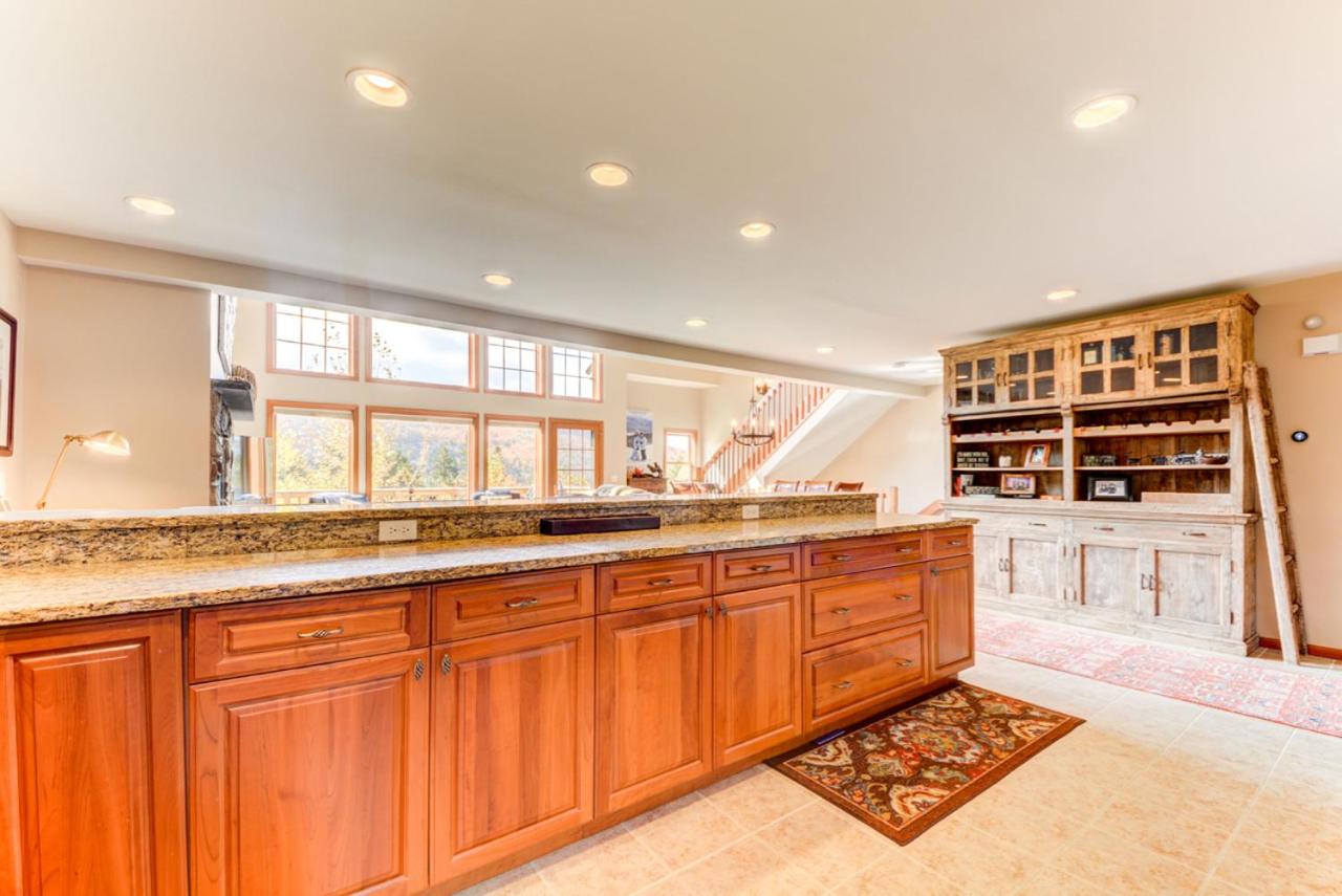 H4 Ski Slope Views! Bretton Woods condo with easy access to Mt Washington, Skiing, White Mountains! view 4