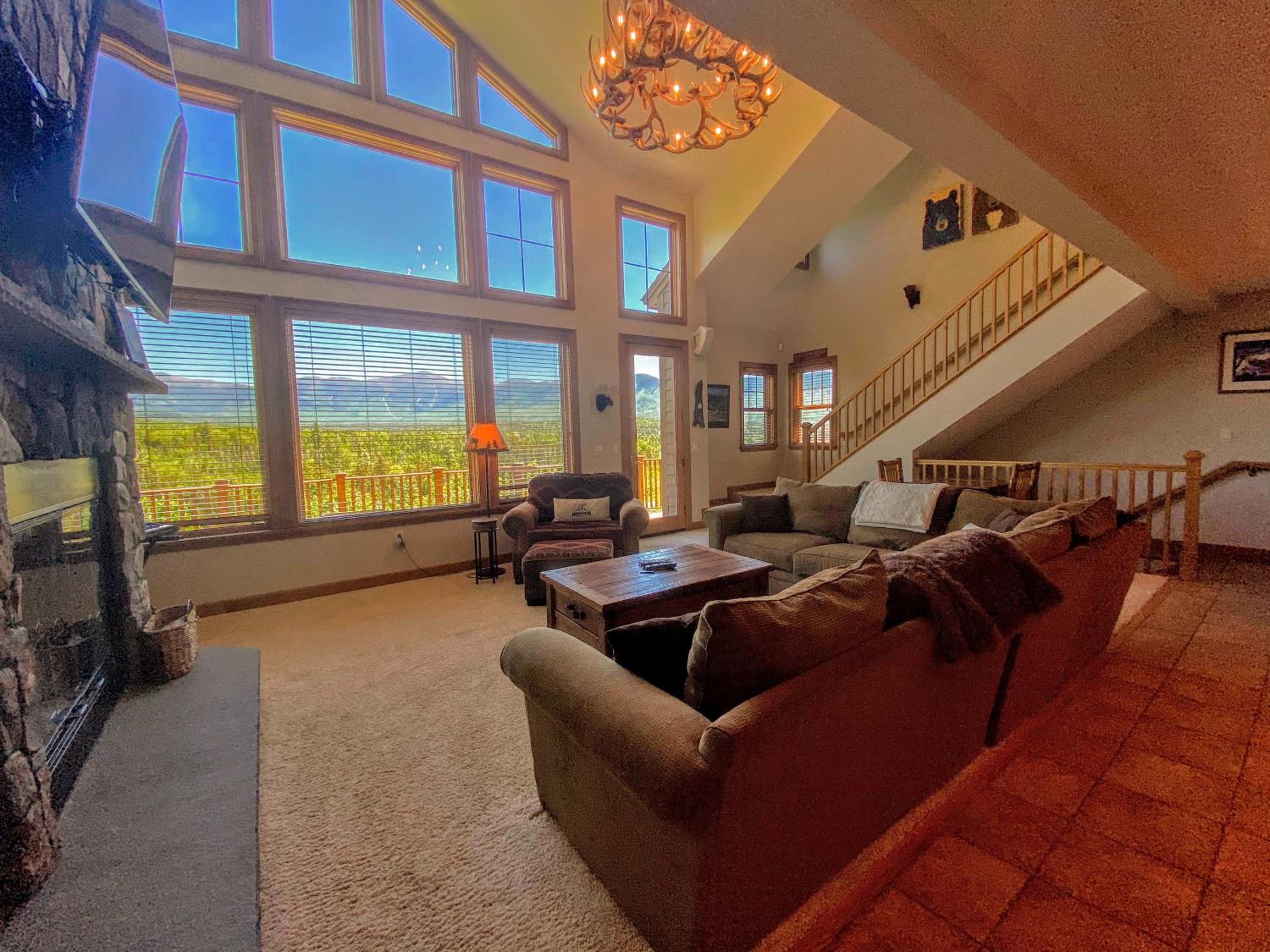 M1 Luxury home a short walk from the Mount Washington Hotel AC heated floor stunning views view 5