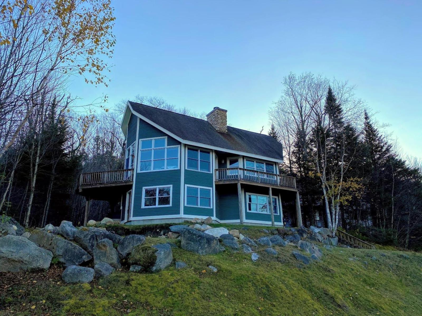 E7 Sunny Bretton Woods private home next to the slopes of Bretton Woods Hot Tub, Wifi