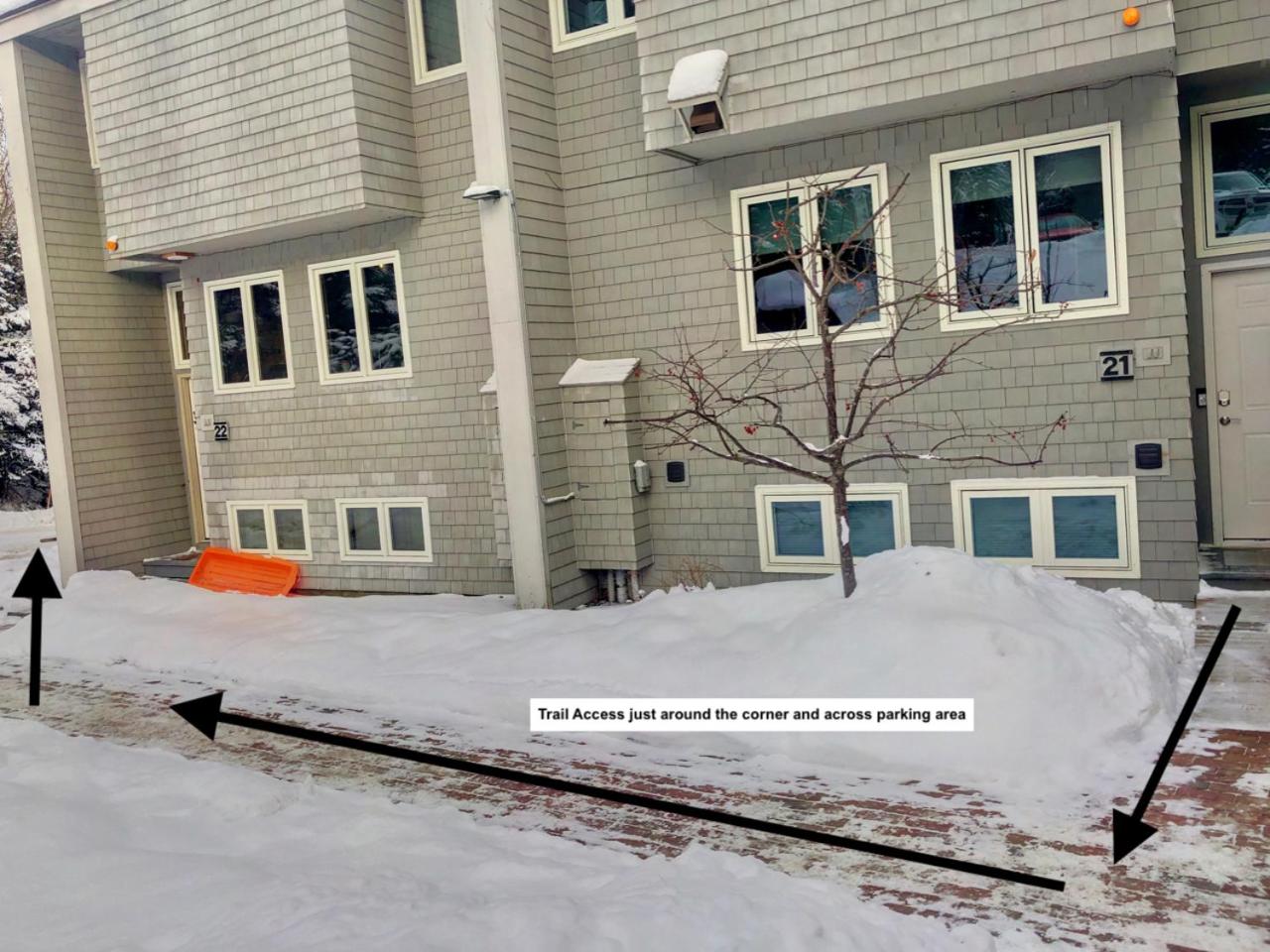 R5 Completely renovated Bretton Woods condo AC unbeatable SKI-IN SKI-OUT location Fast wifi view 2