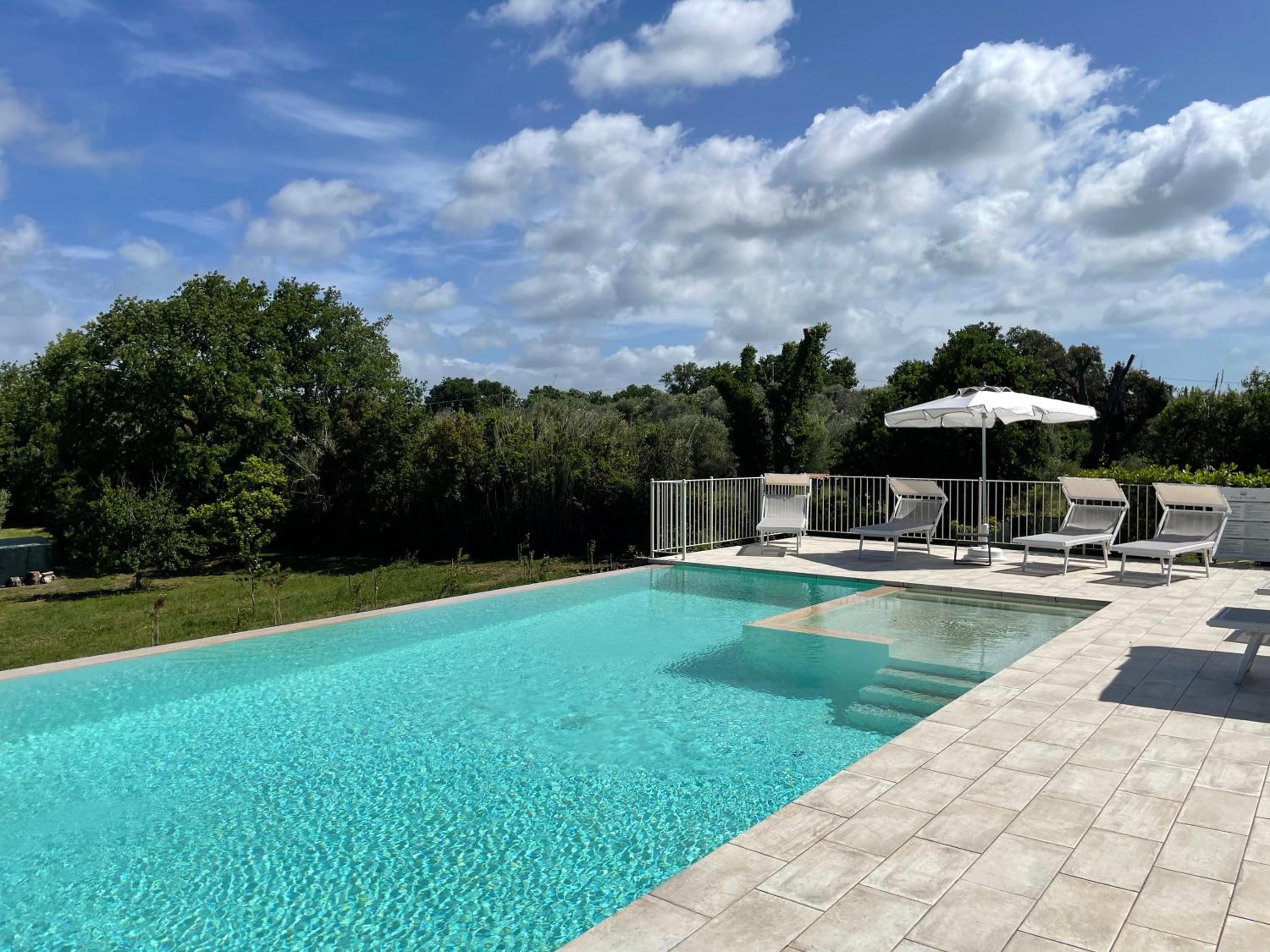 CASE&COLLINE Villa Eliso view 4