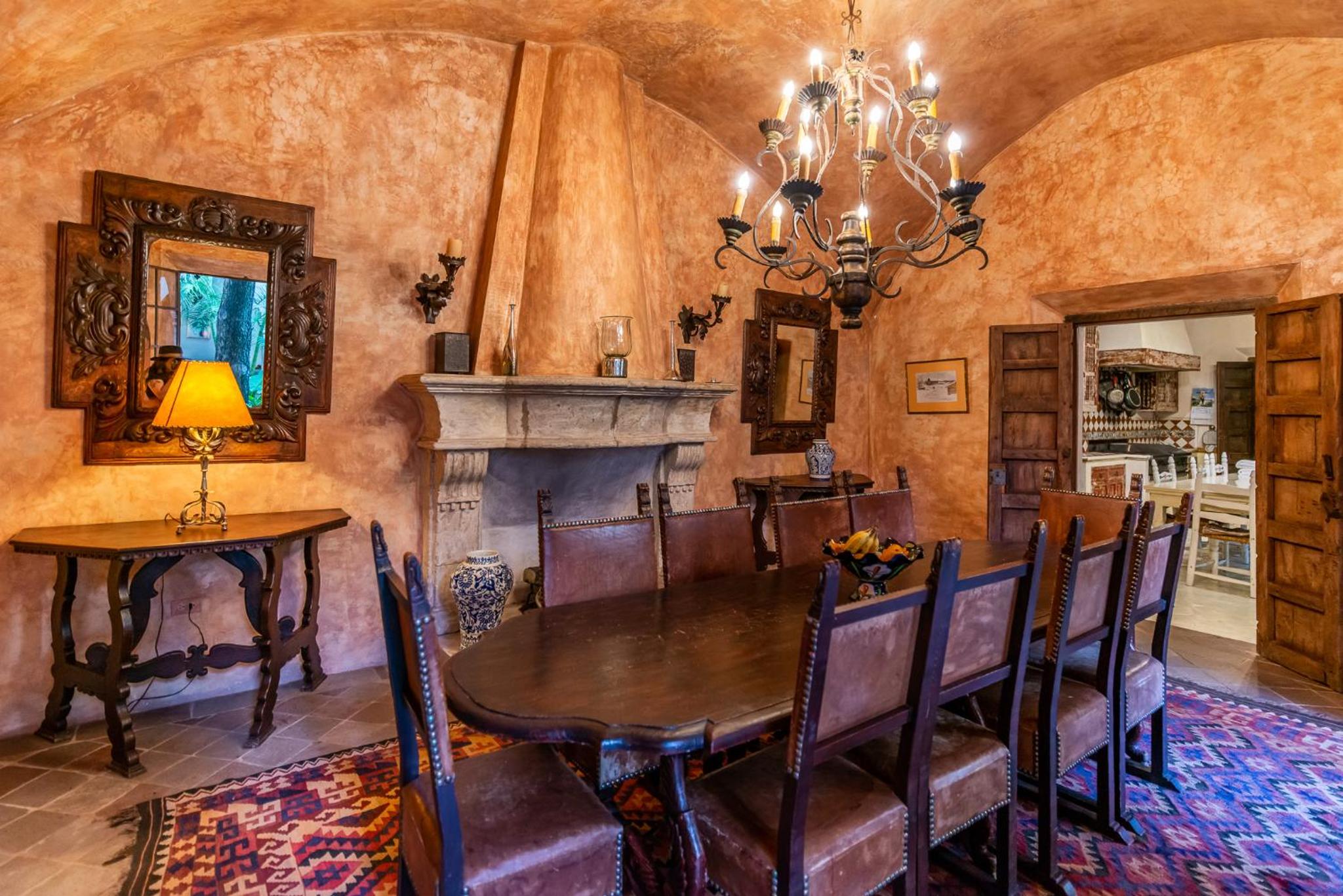 dining