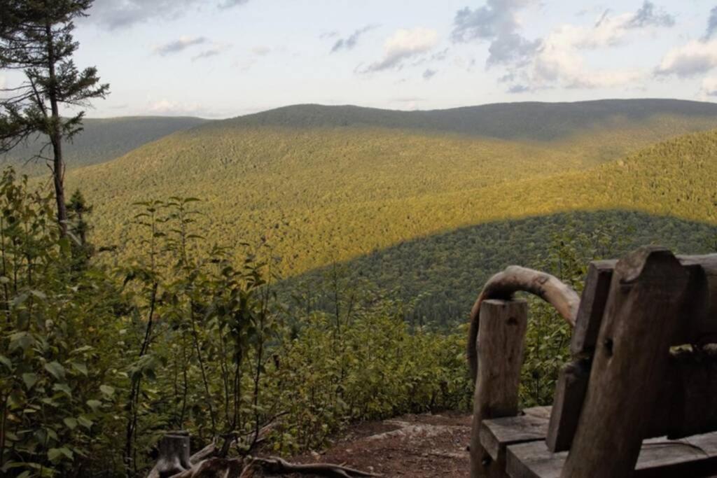 Refuge du Massif - Halte au cœur du village