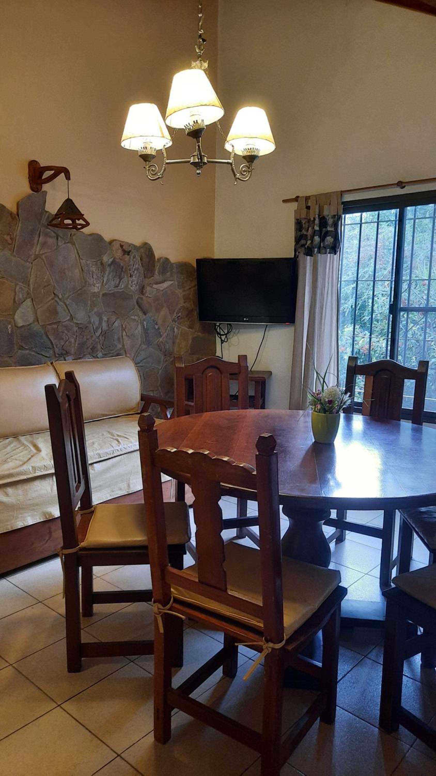 Posada del Halcón - Cabañas y Suites