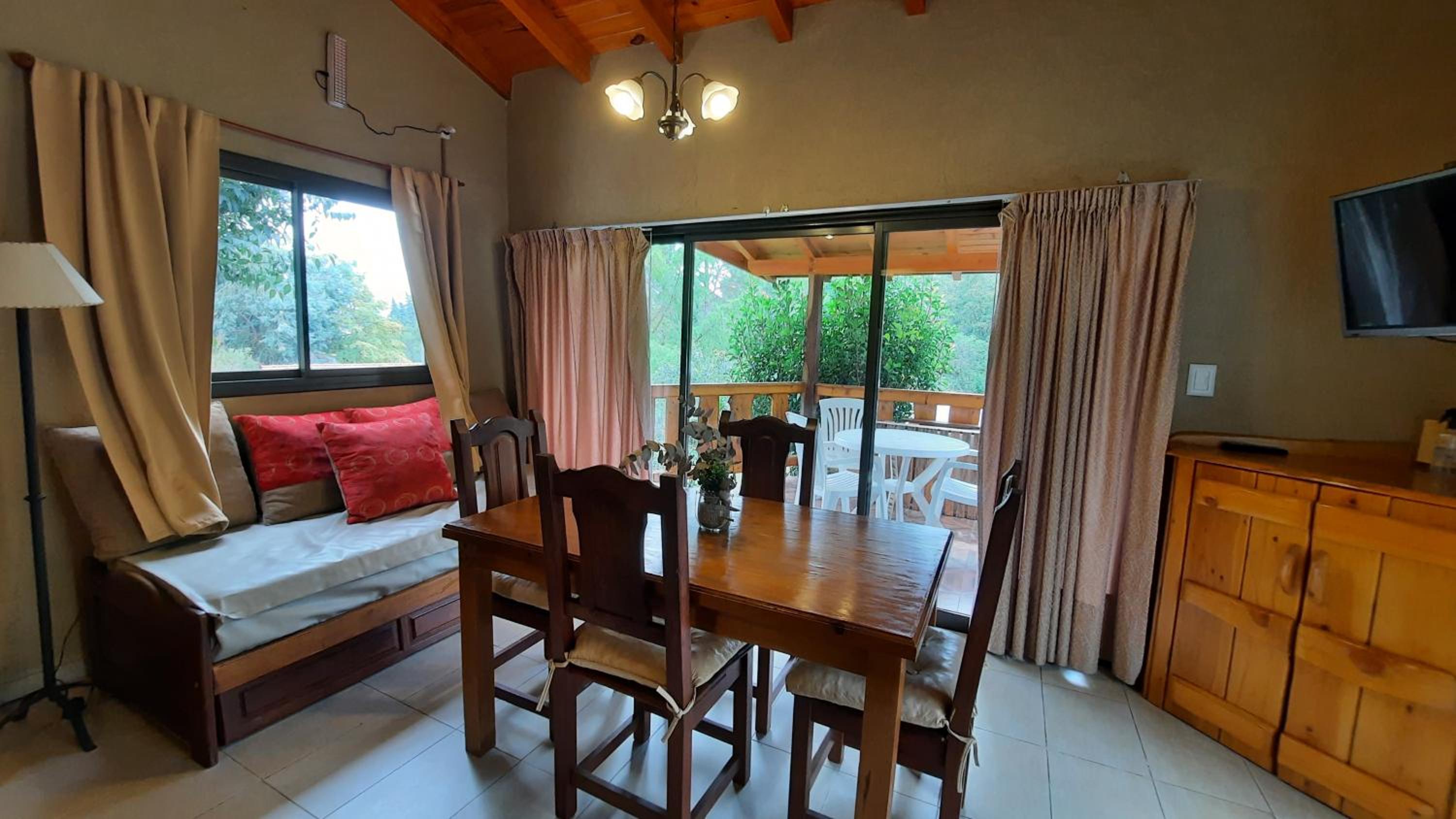 Posada del Halcón - Cabañas y Suites
