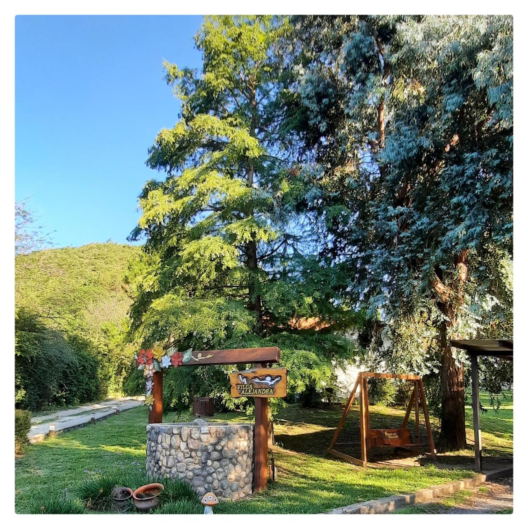 Posada del Halcón - Cabañas y Suites