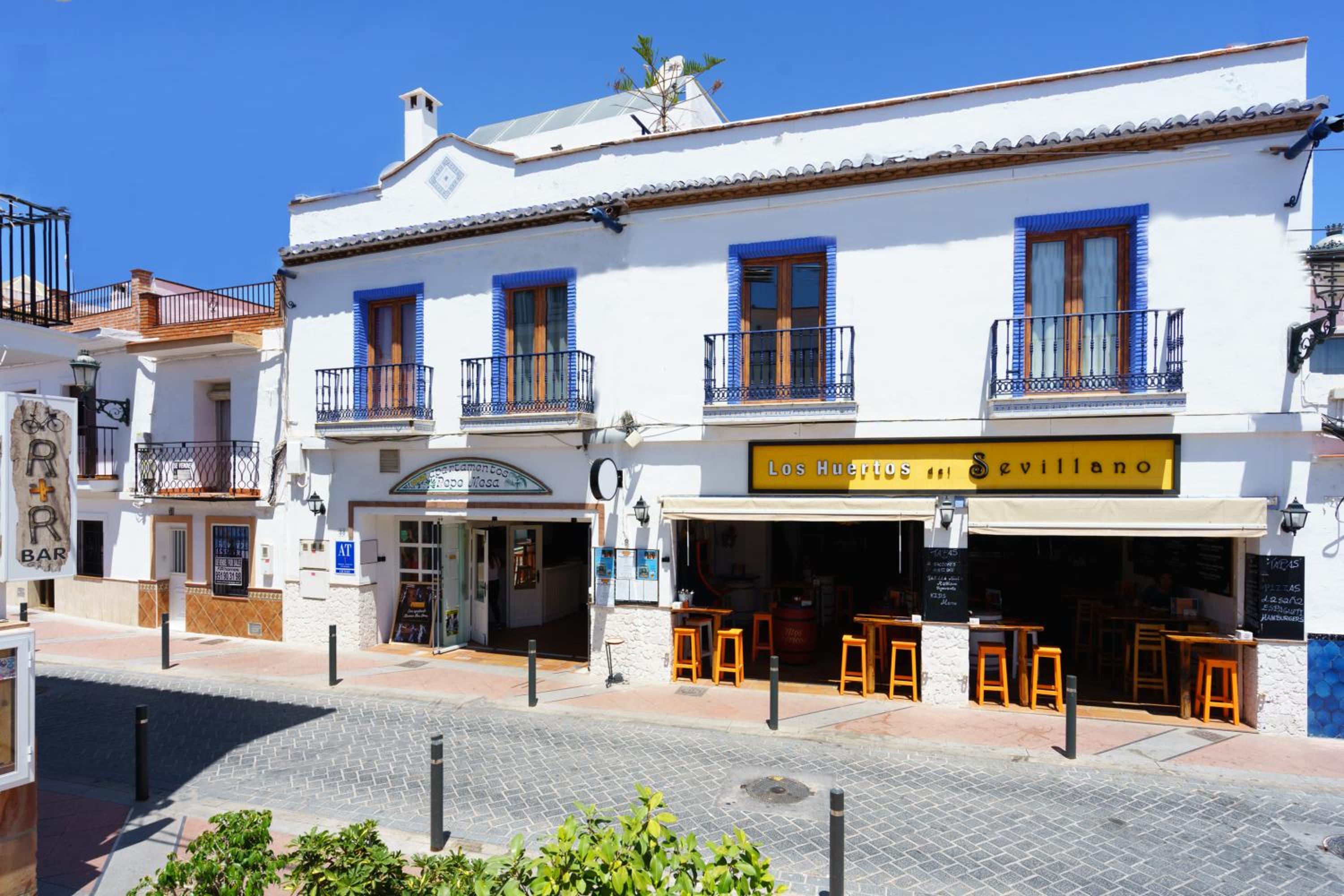 Hotel Apartamentos Pepe Mesa - Image 1