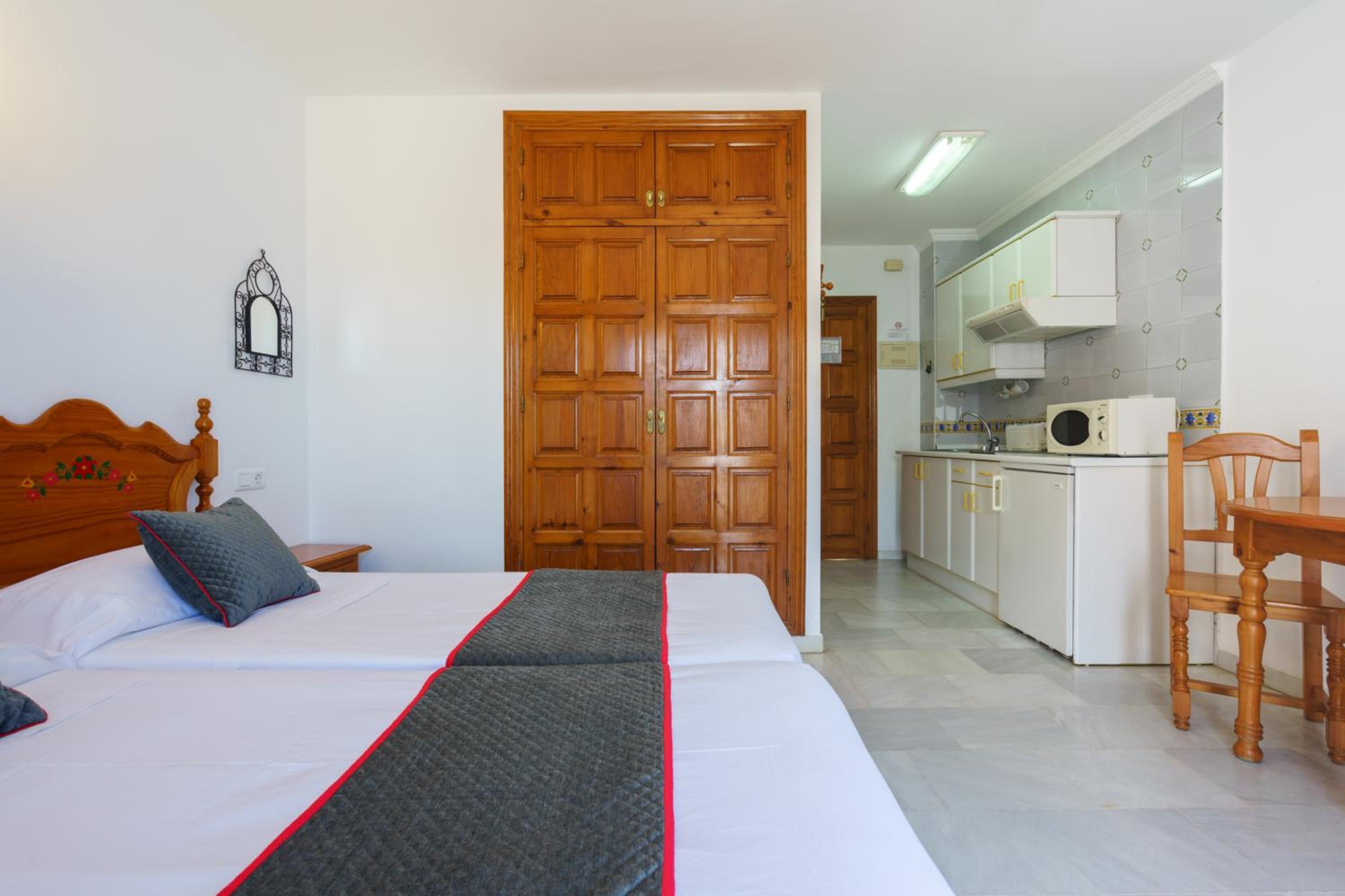 Apartamentos Pepe Mesa