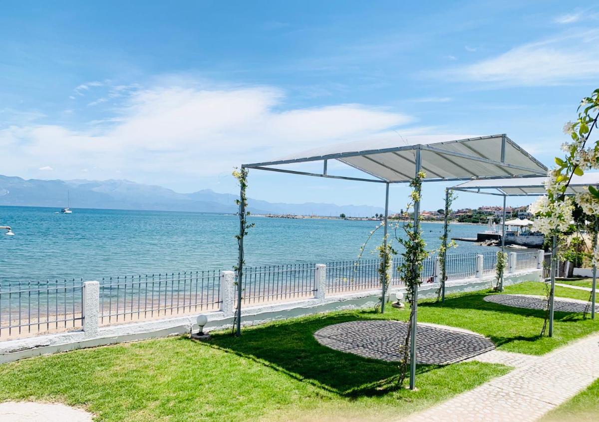 outdoor BBQ area