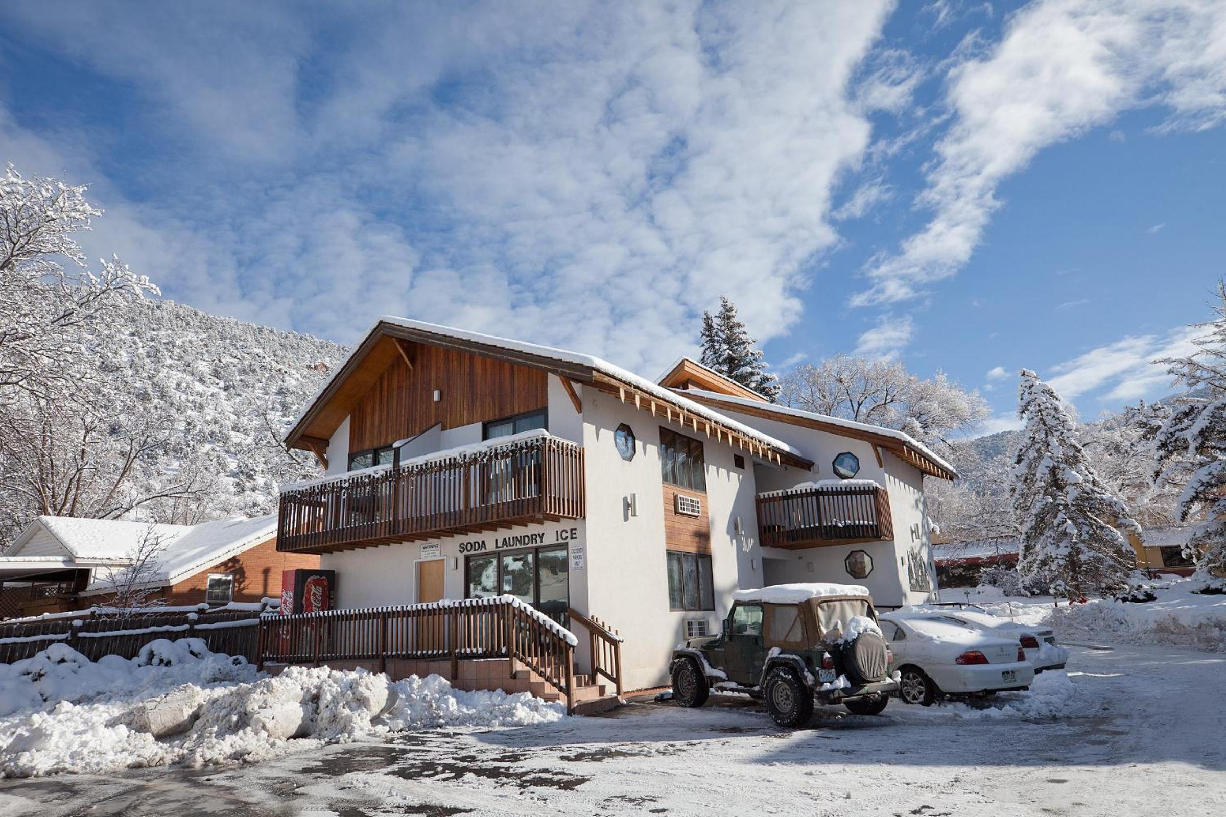 Glenwood Springs Vacations - Starlight Lodge - Property Image 12