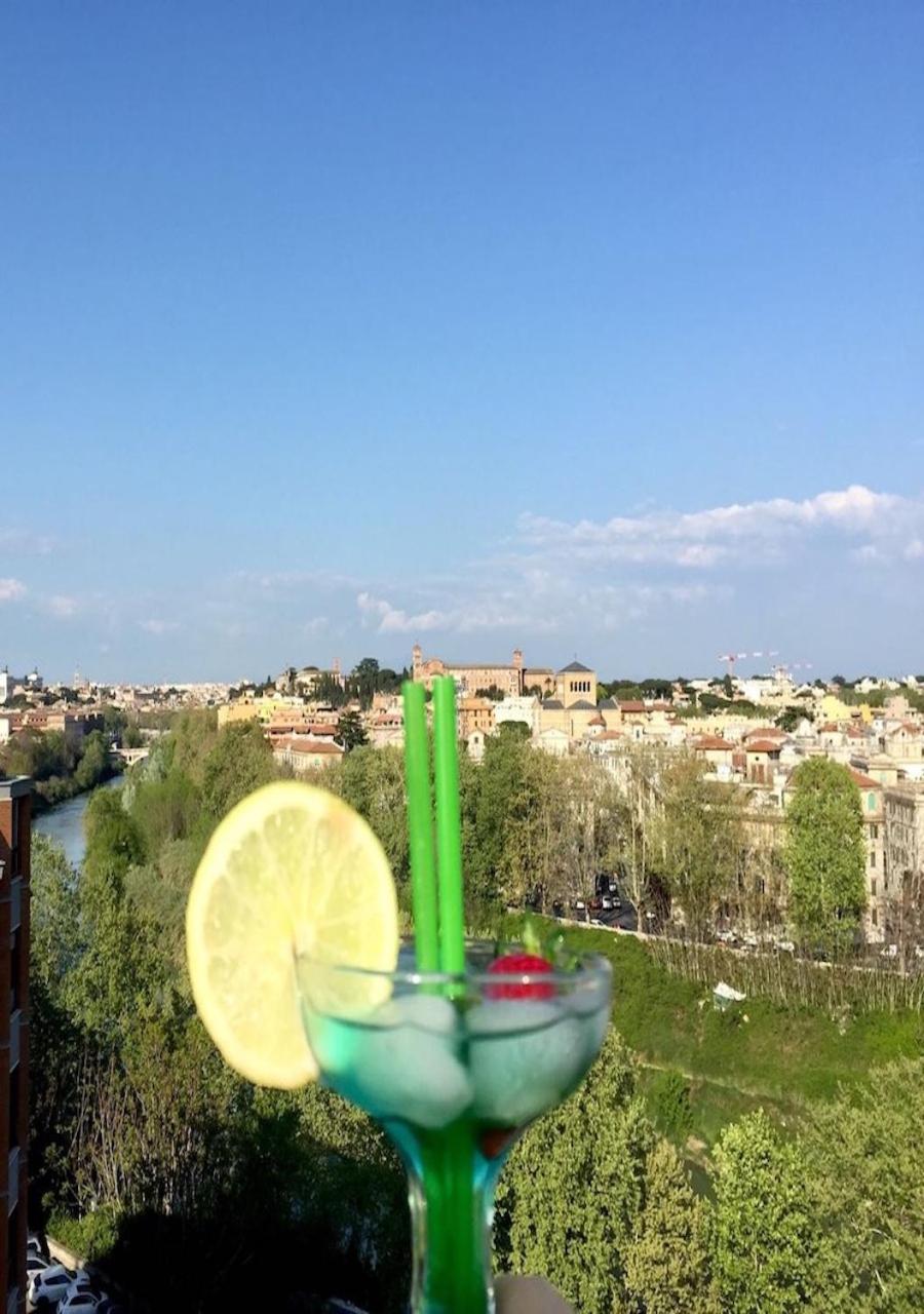 Terrace with Tiber View - Trastevere