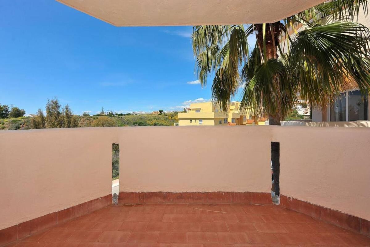 Stylish 2BR Club Caronte, Mijas Costa photo 2