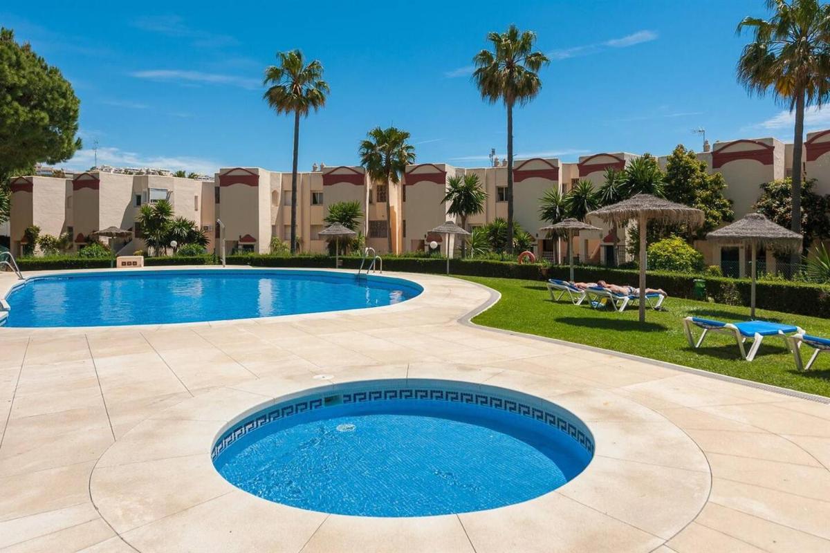 Stylish 2BR Club Caronte, Mijas Costa photo 5