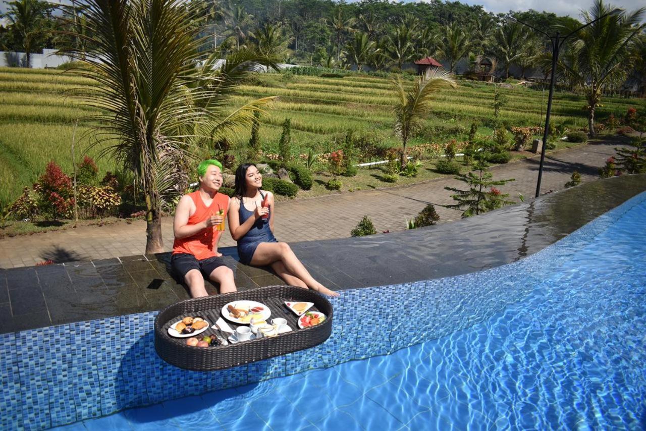 Grand Harvest Resort & Villas
