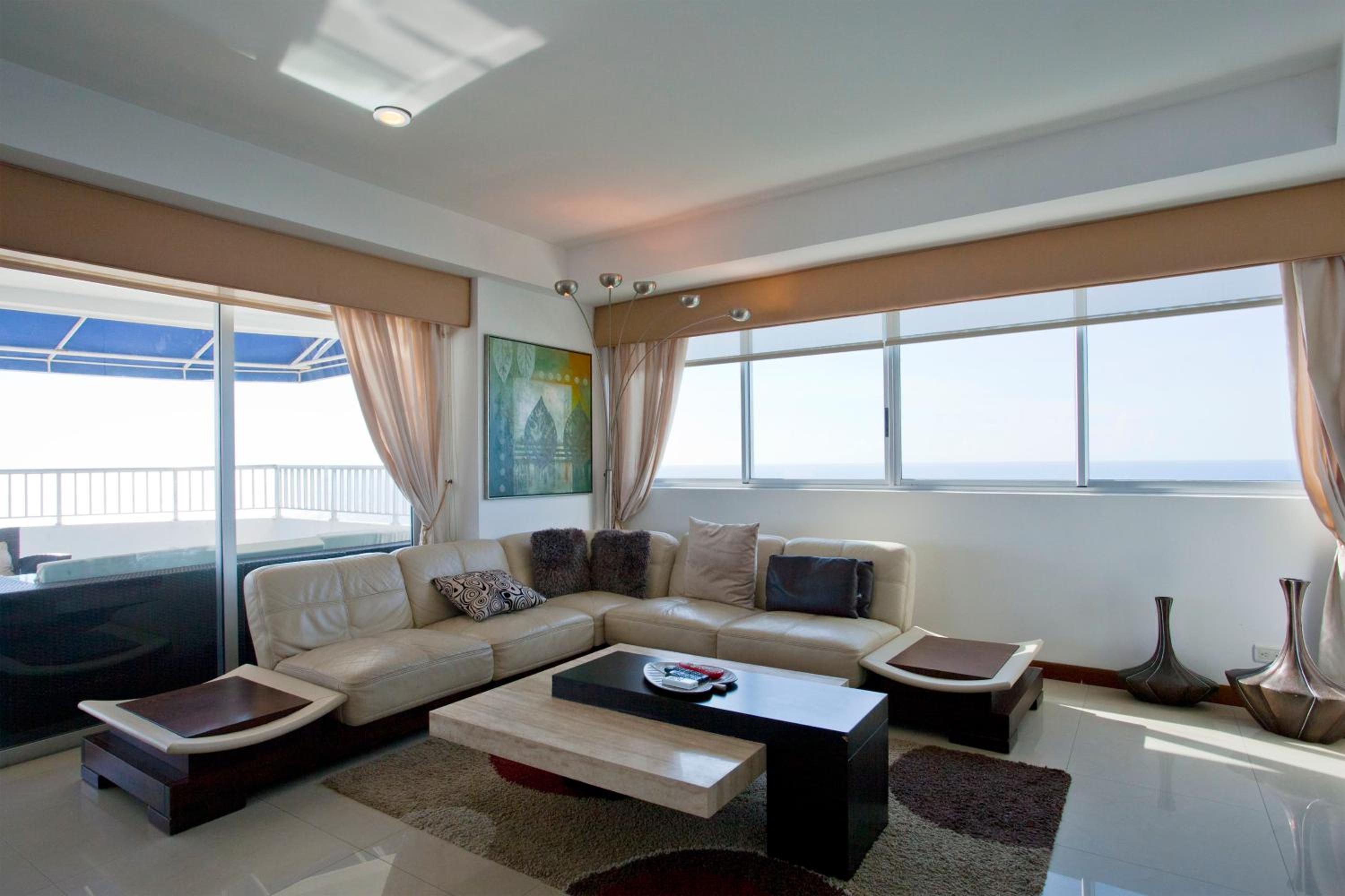 Palmetto Penthouse Deluxe Beautiful view and sunset floor 39