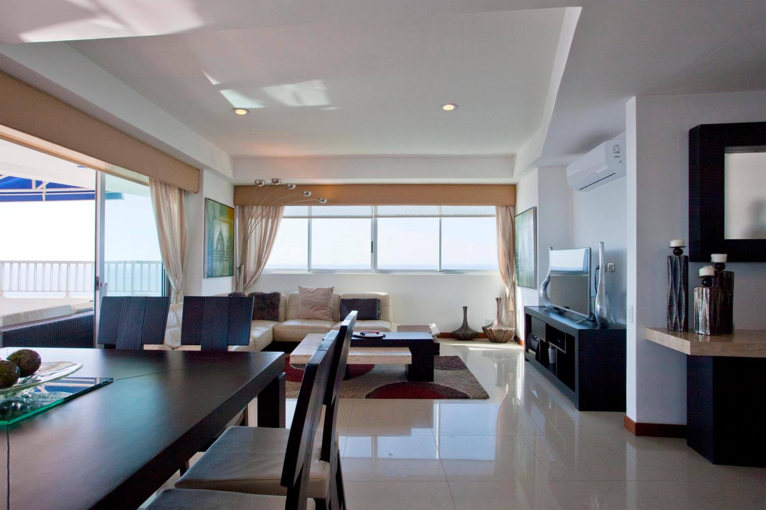 Palmetto Penthouse Deluxe Beautiful view and sunset floor 39