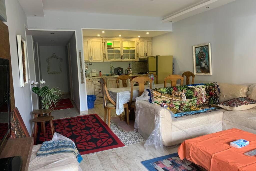 La Vista Topaz Sokhna - Garden Chalet with Jacuzzi & private entrance, on the Pool & near the beach view 3