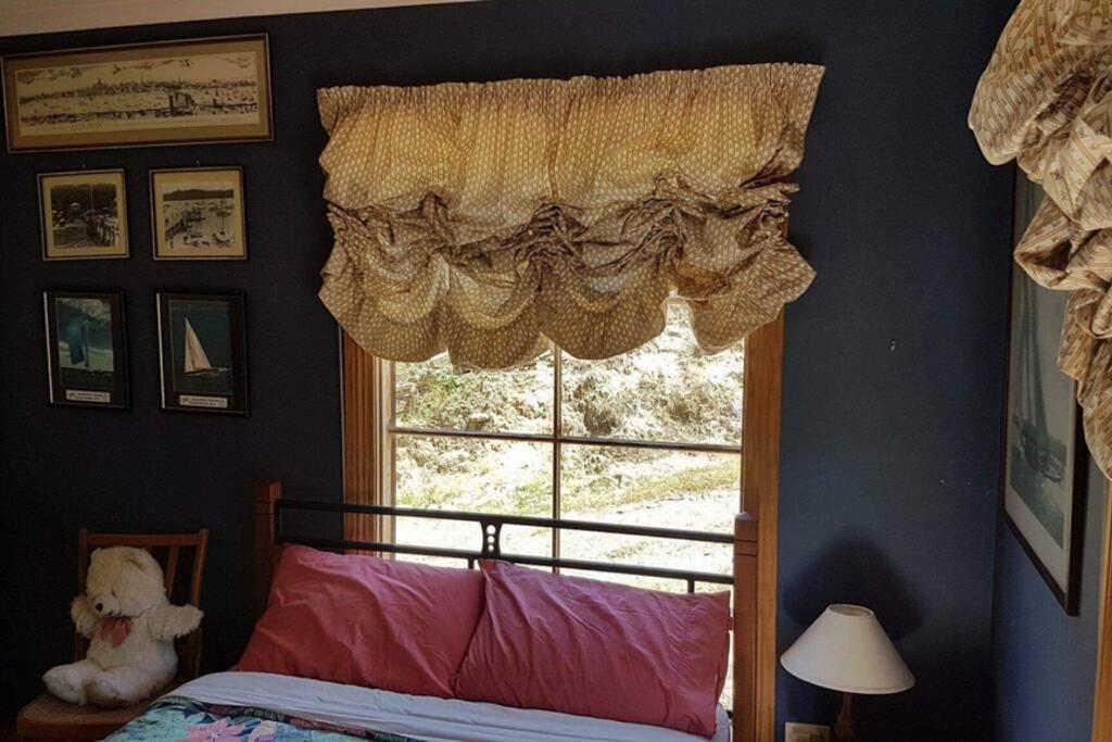 Snug Views