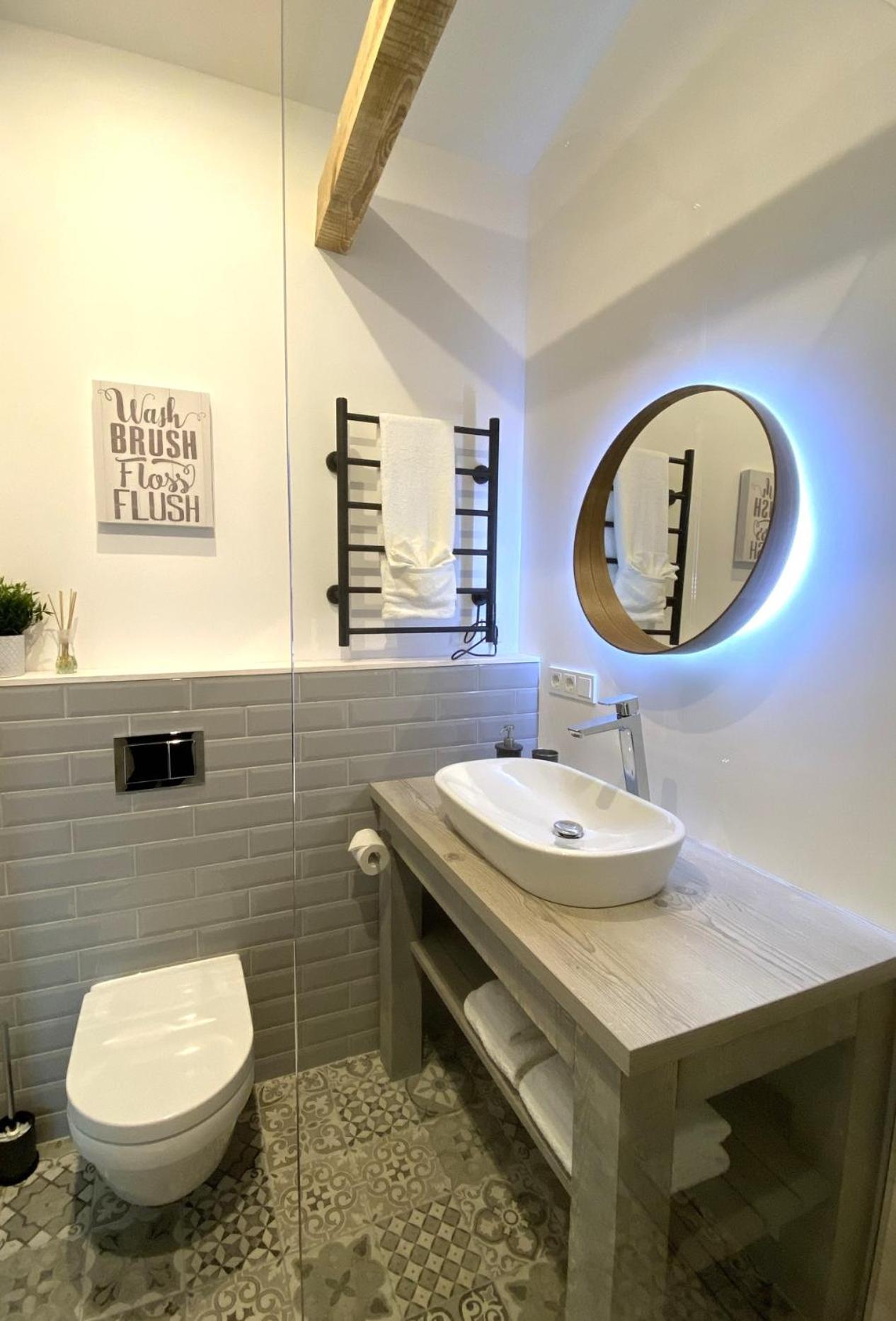 West Key Apartment