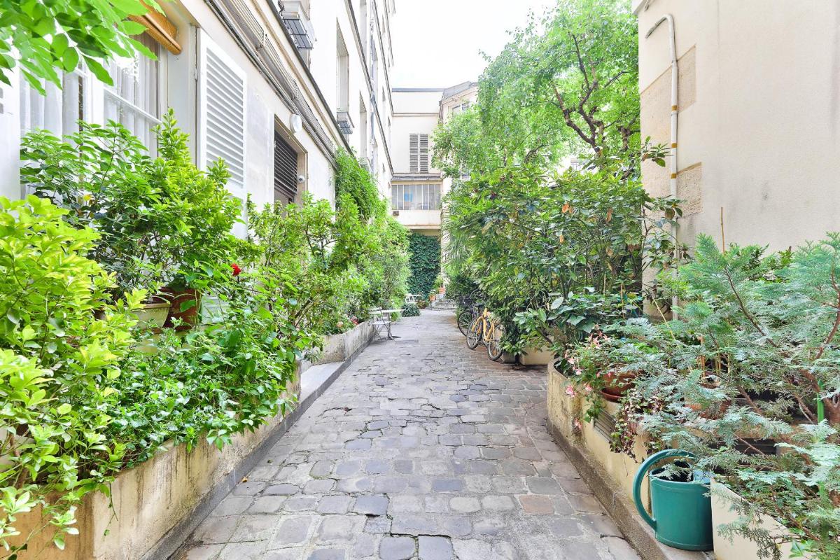 127 - Urban Beautiful 4BR in Montorgueil