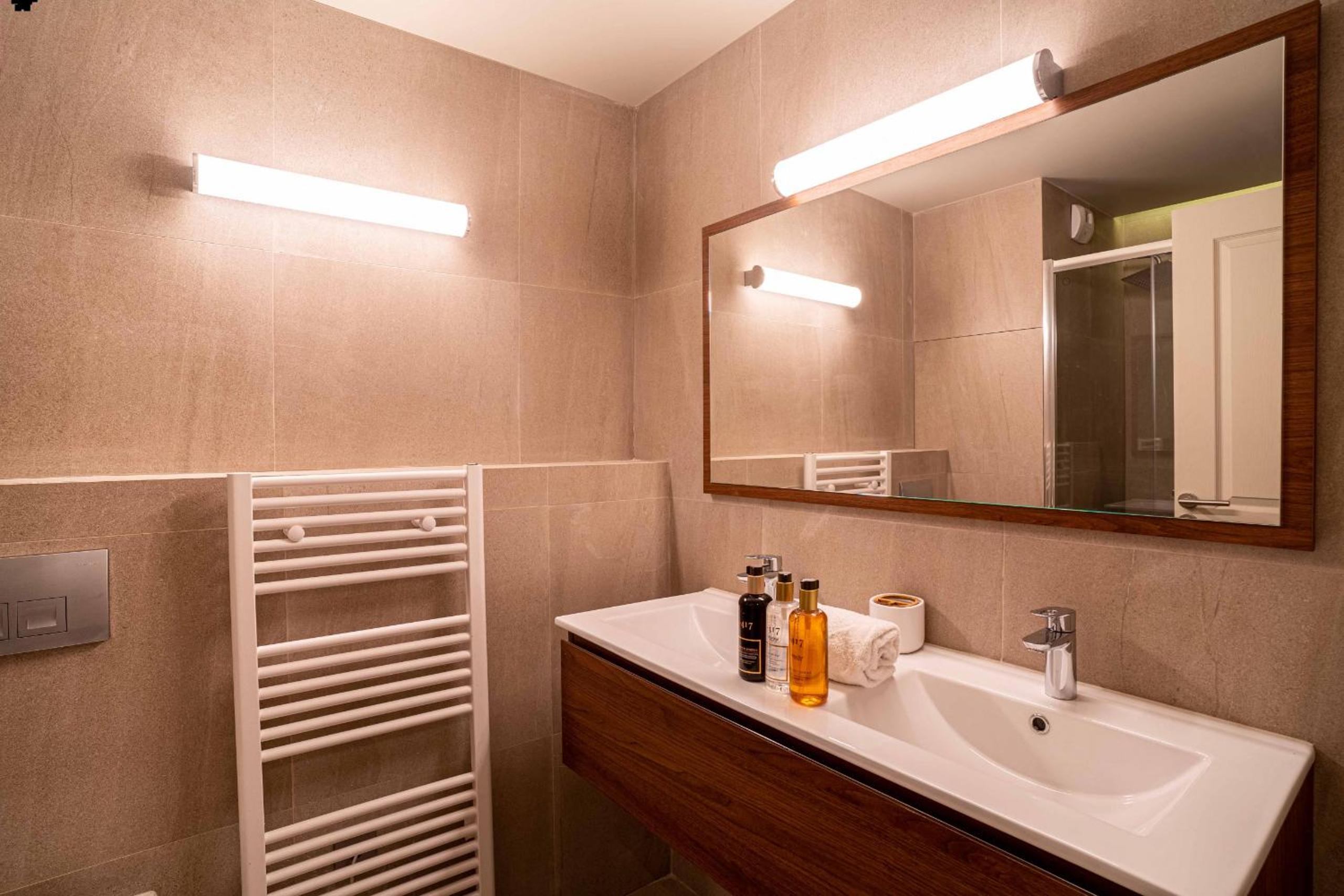 130 - Urban Brand New 110m2 Flat in Montorgueil