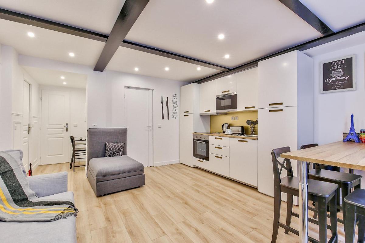 13 Luxury Flat eiffel design 2