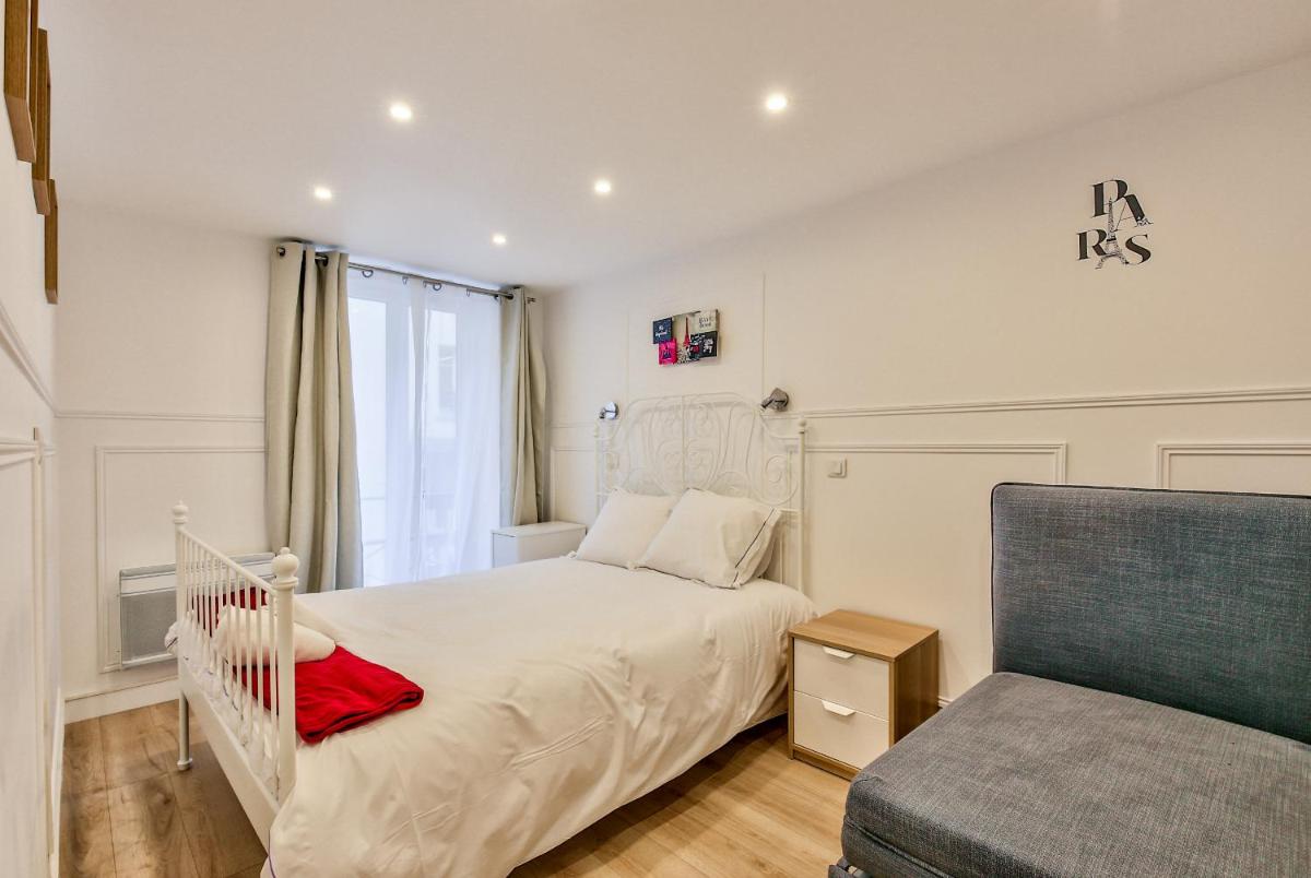 13 Luxury Flat eiffel design 2