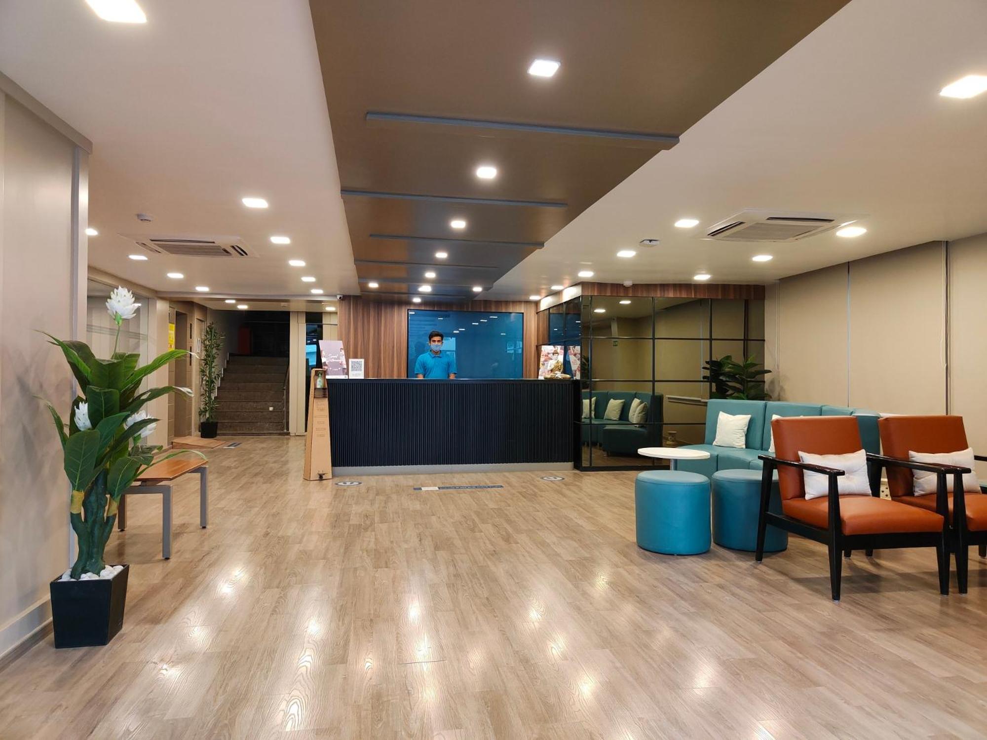 Kanak Beacon Hotel - Ashram Road Ahmedabad — photo 16