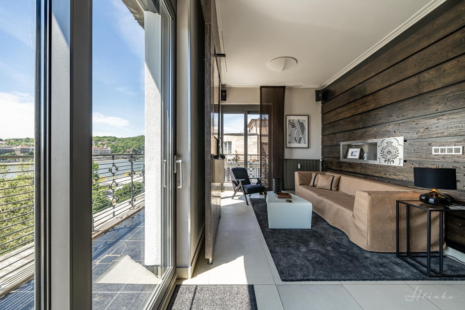 ORANGEHOMES 130 m2 APT with fantastic view to river Danube view 2