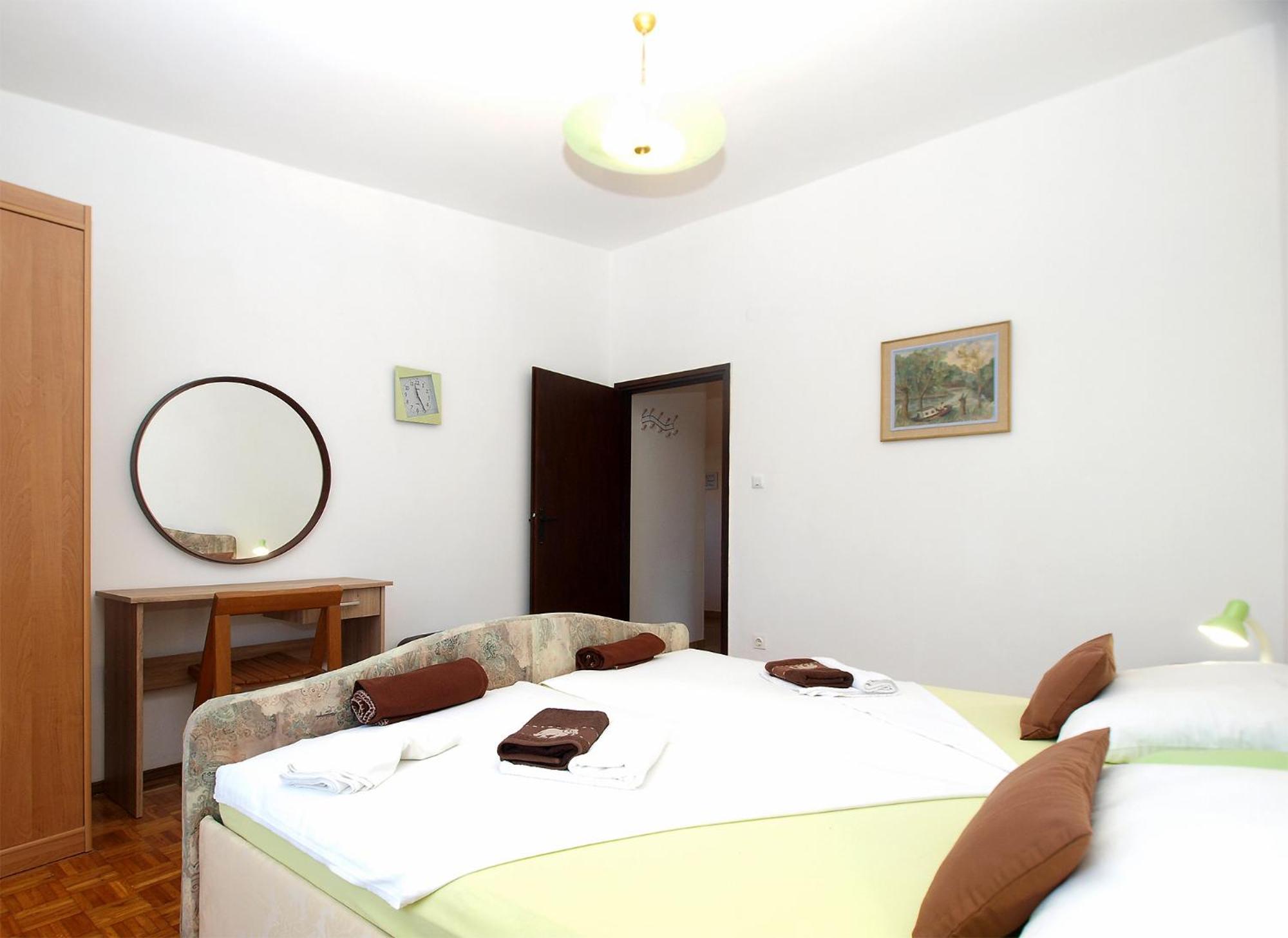 Apartments Tomislav 2078 view 5