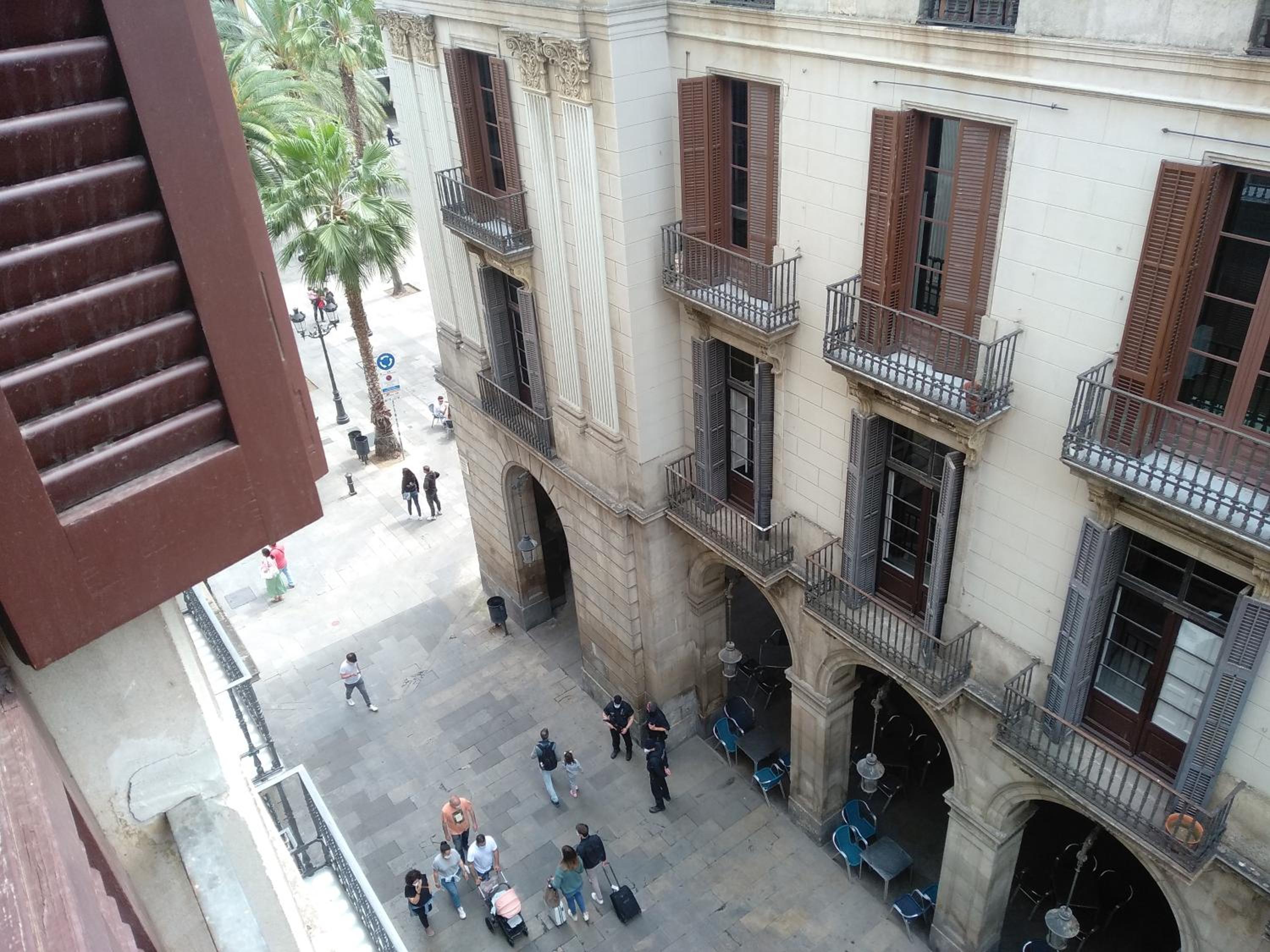 Colom Apartments