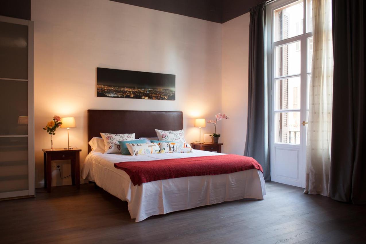 Colom Apartments