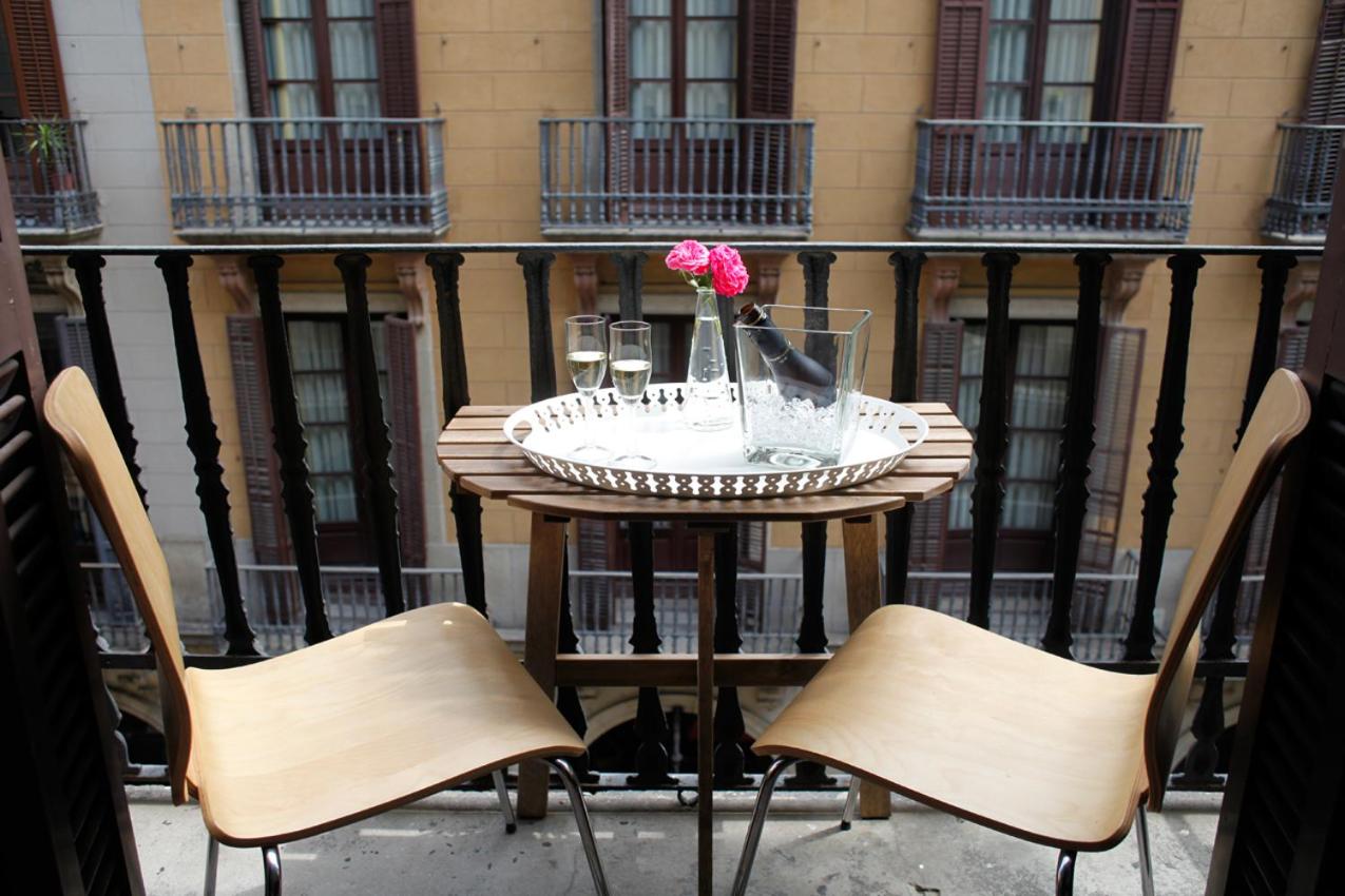 Colom Apartments