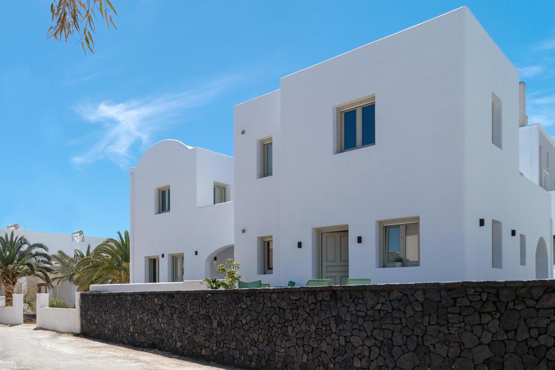 Dolce Suites