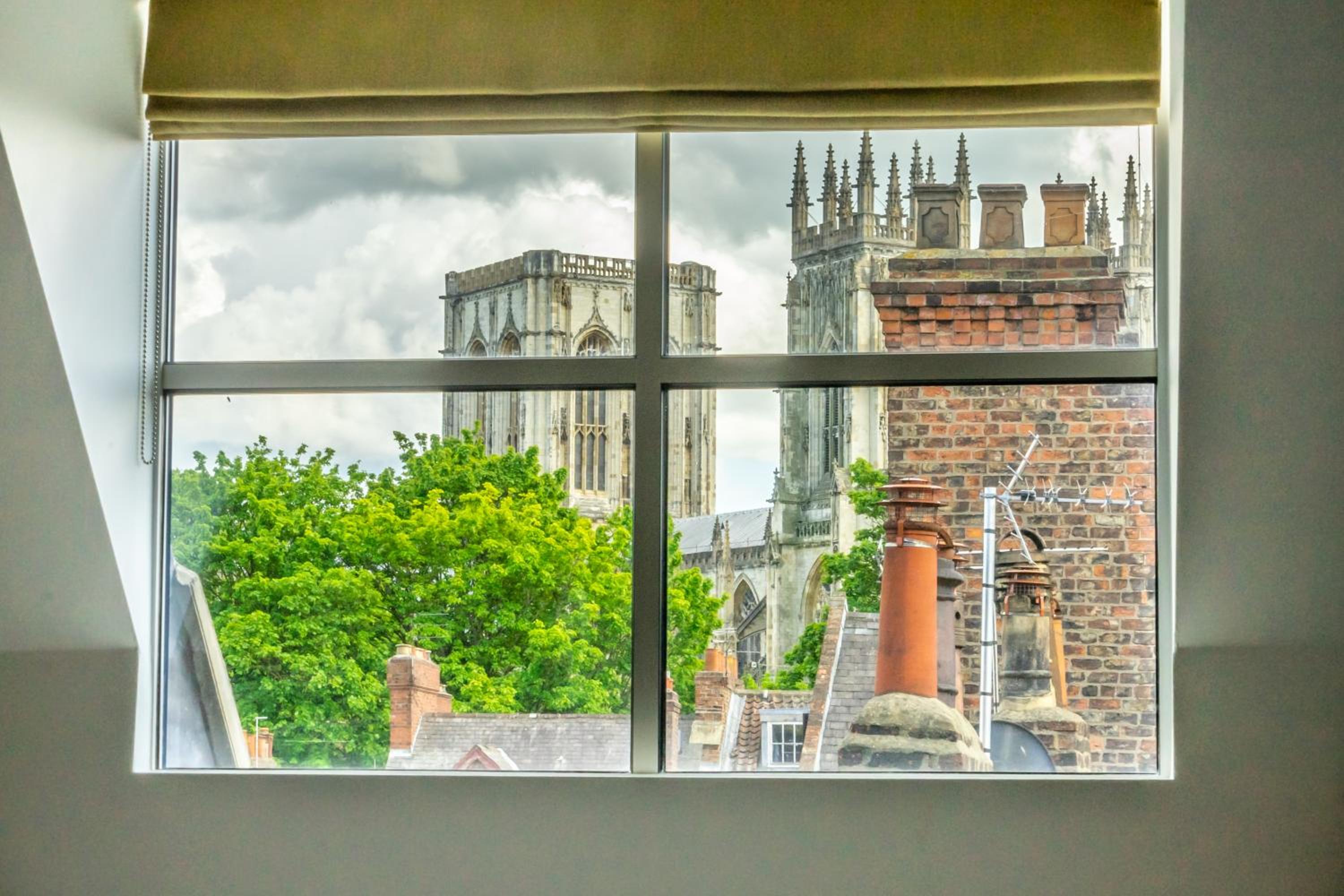 7 Aspire — York