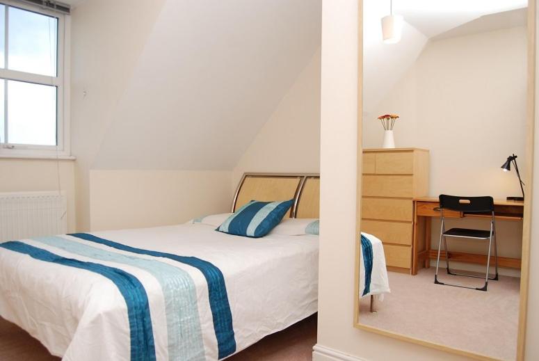 Fantastic 4 bed house with 3 bathrooms in pleasant location