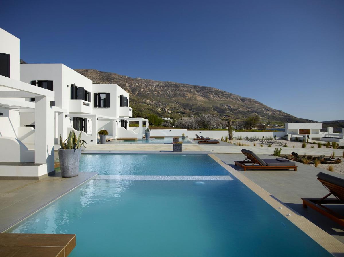 Sereno Natu Villas
