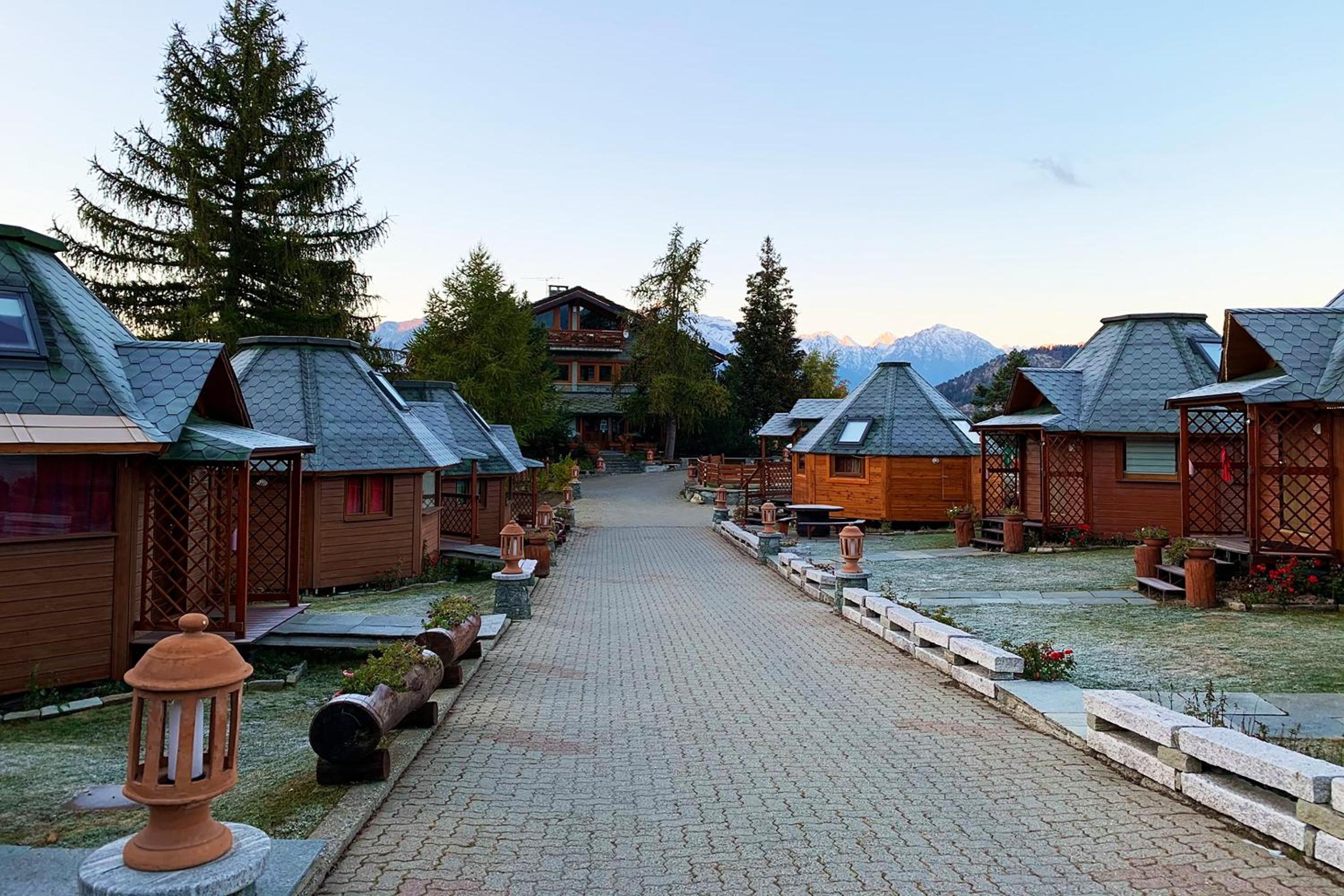 DalaiLama Village