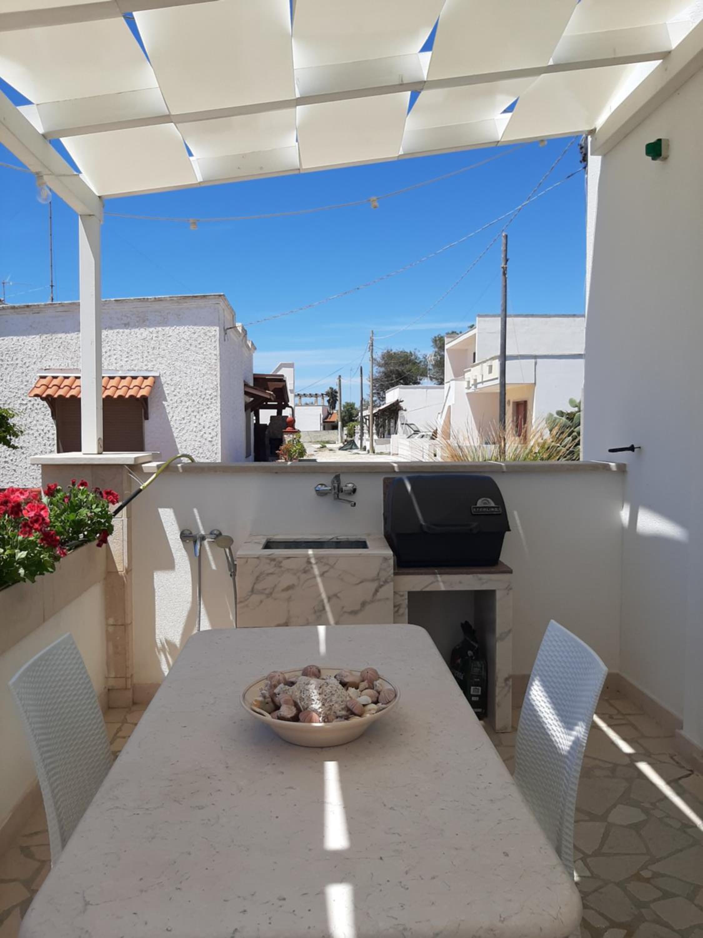 La Maison Blue a 100 mt dal mare - holiday2pet,com -