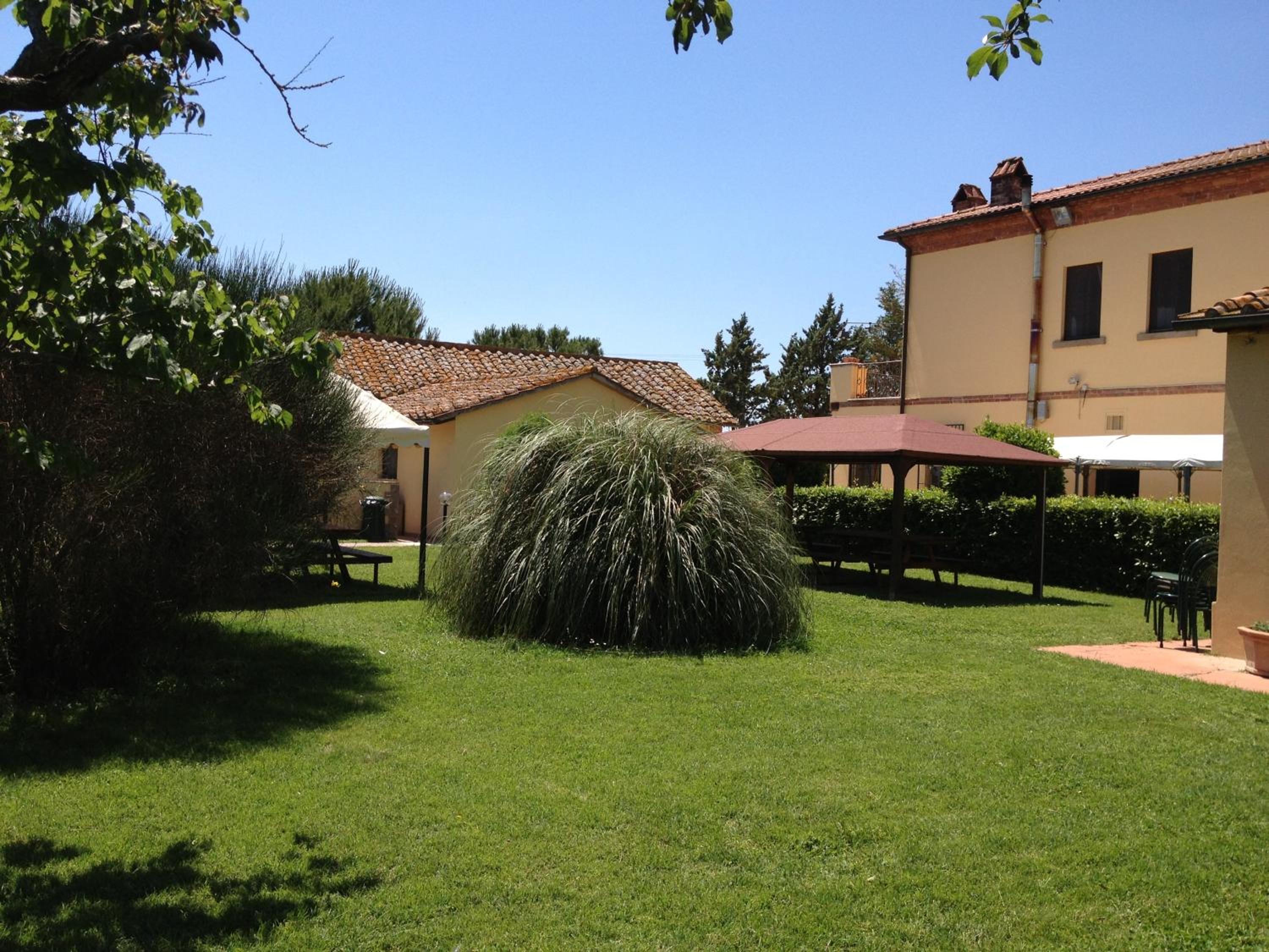 Photo 18