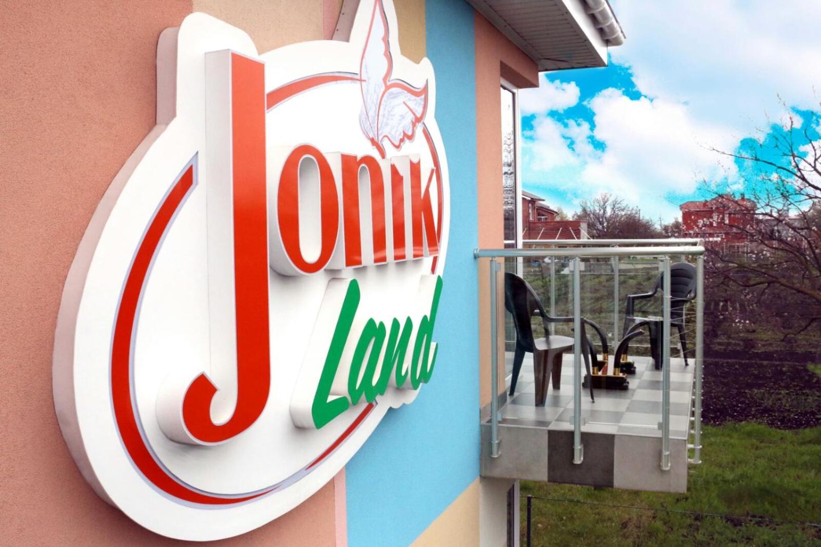Hotel Jonik Land