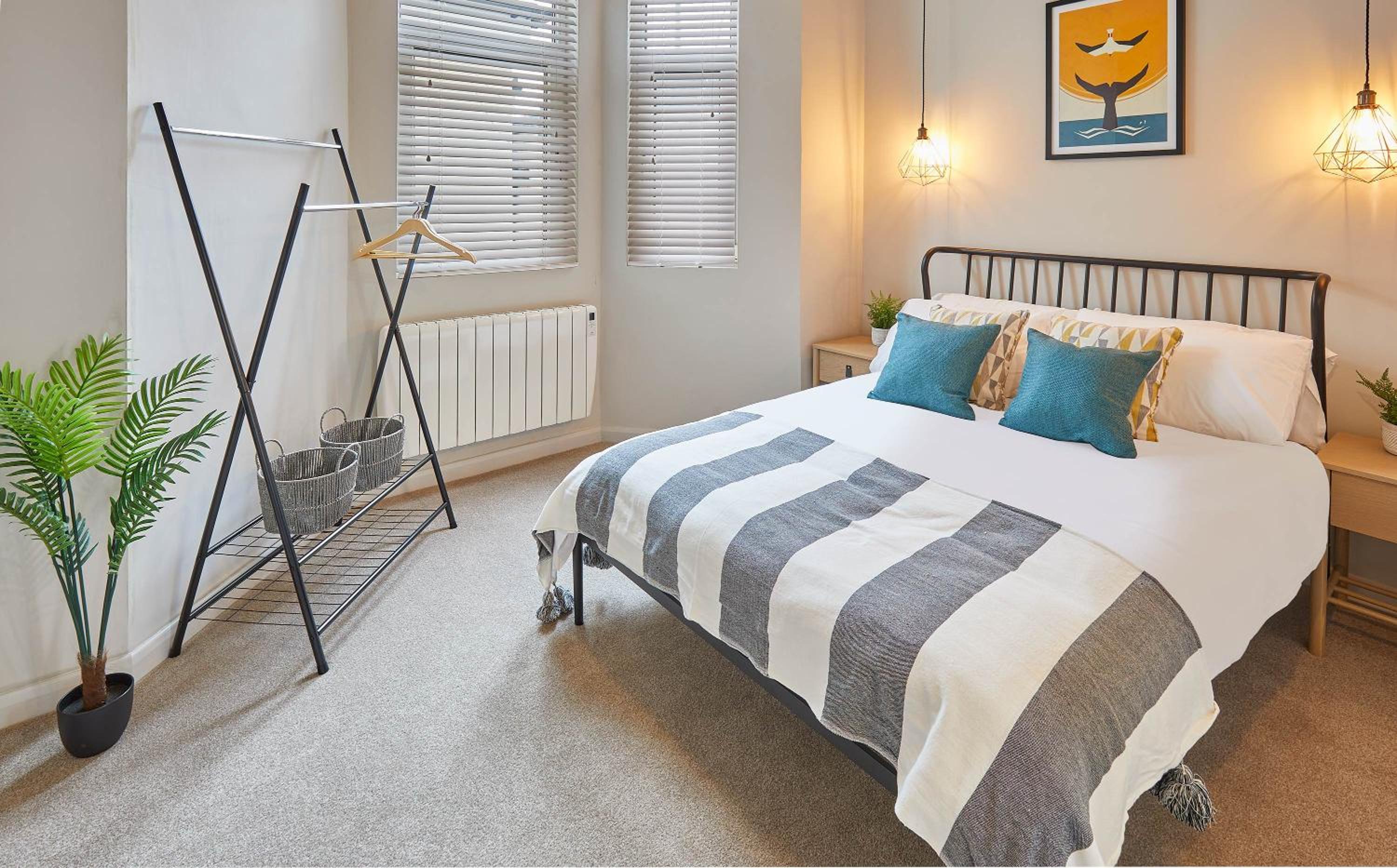 Host & Stay - North Marine House view 3