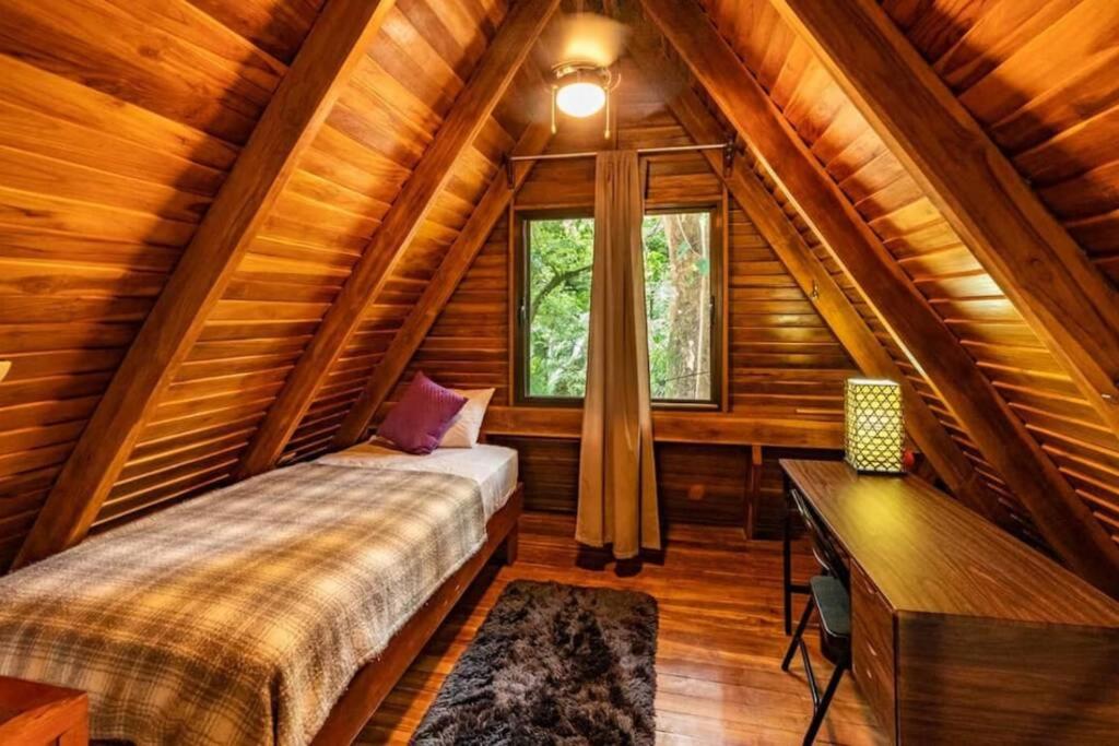 Cozy Beach Casita/Walking distance to beach and yoga!