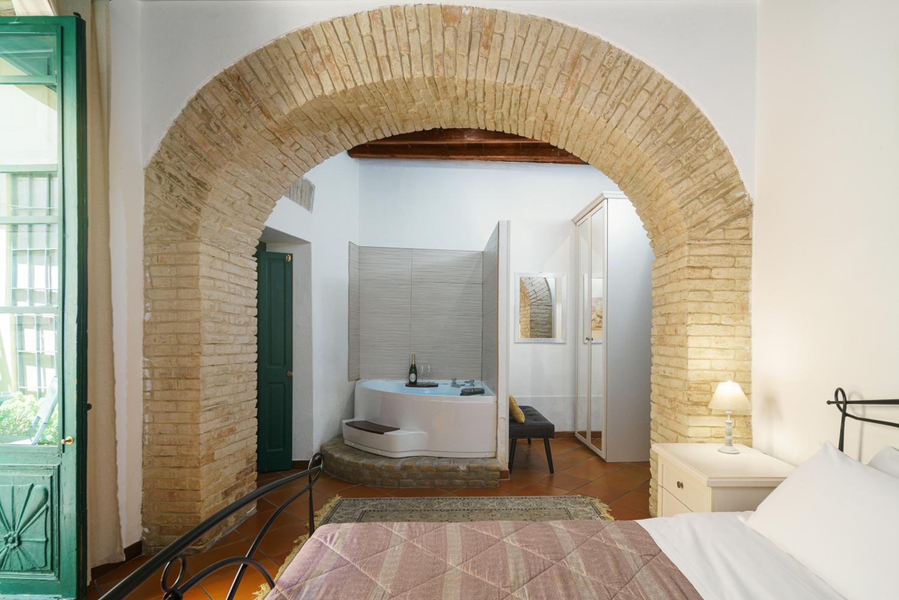 The Good Place en Cagliari — hotel room