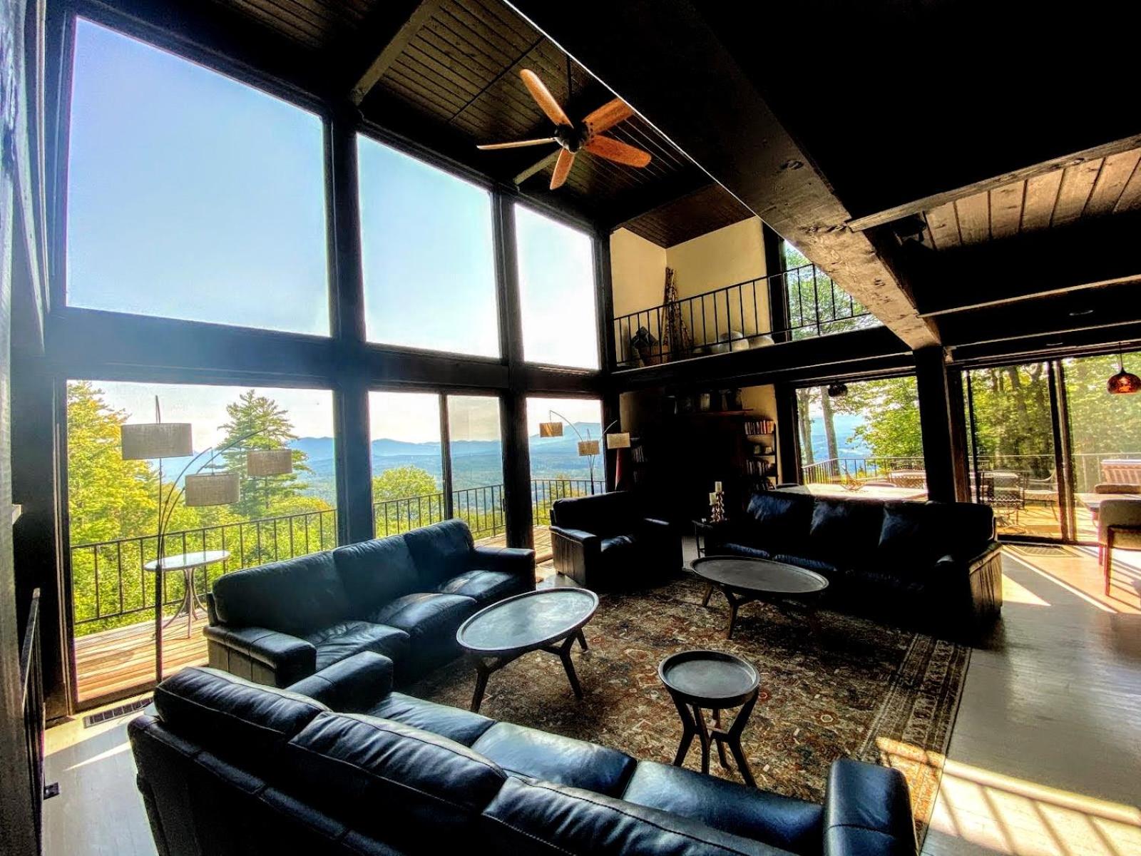 RL Breathtaking views and grand unique style private mountain retreat 4WD recommended view 5