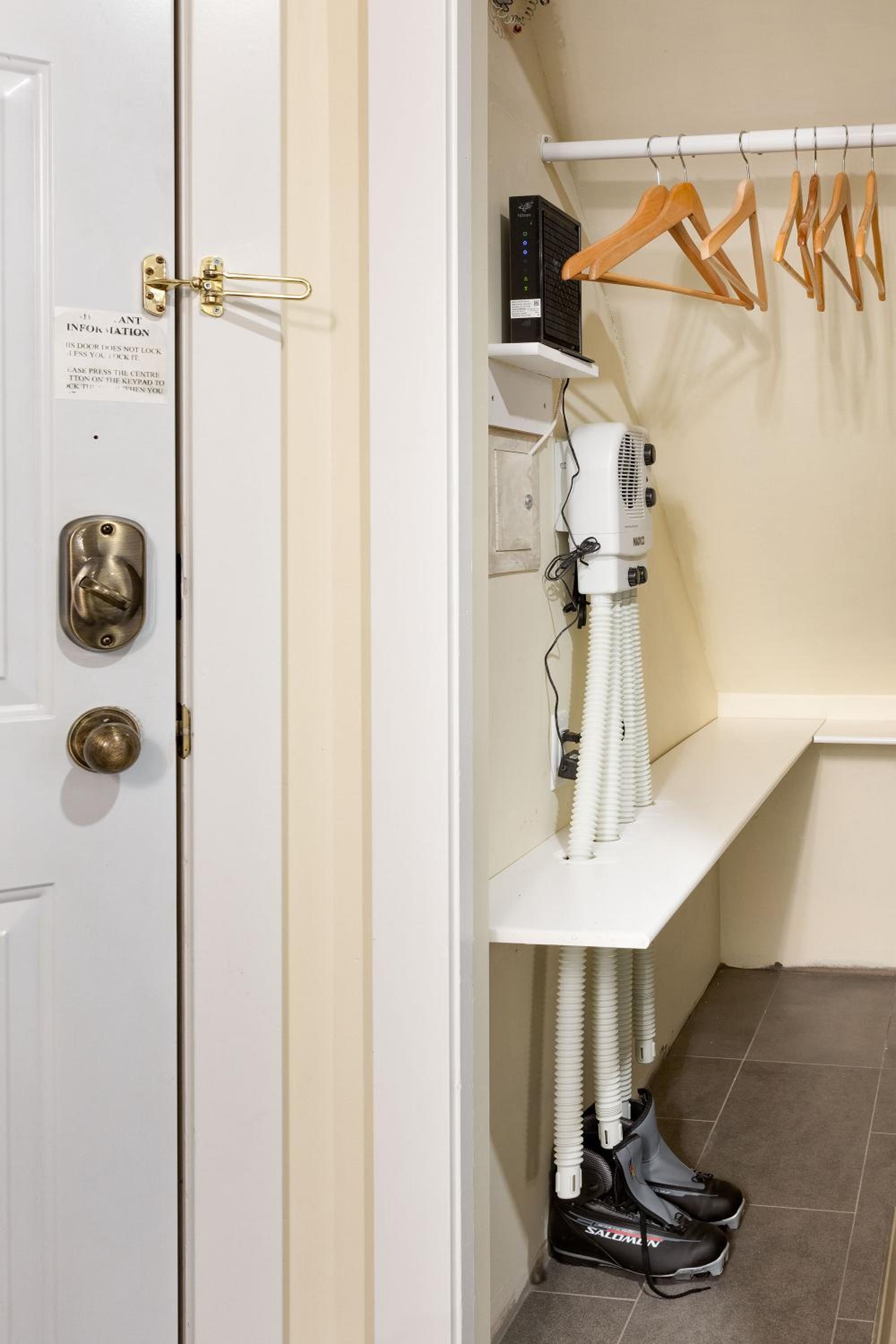 Renovated & Spacious 1bed/2bath Whistler Village