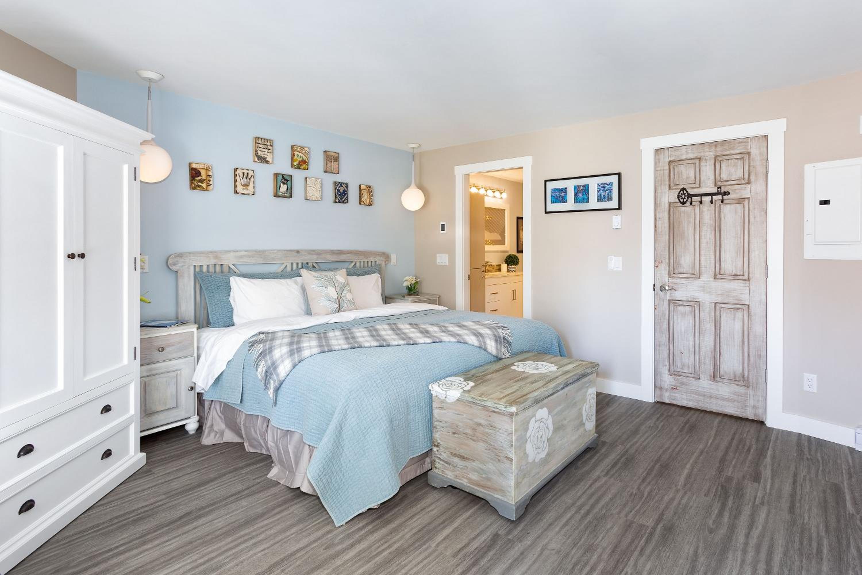 Renovated & Spacious 1bed/2bath Whistler Village