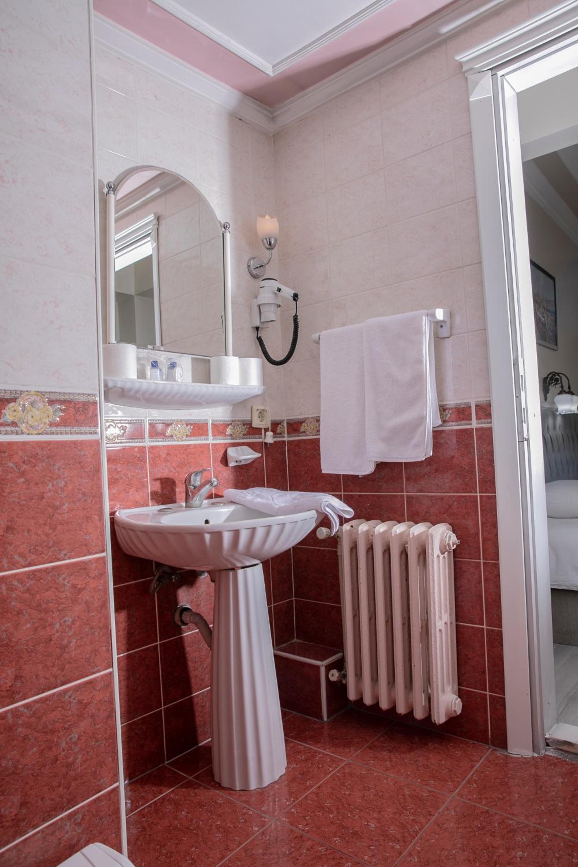 Hali Otel - Image 42